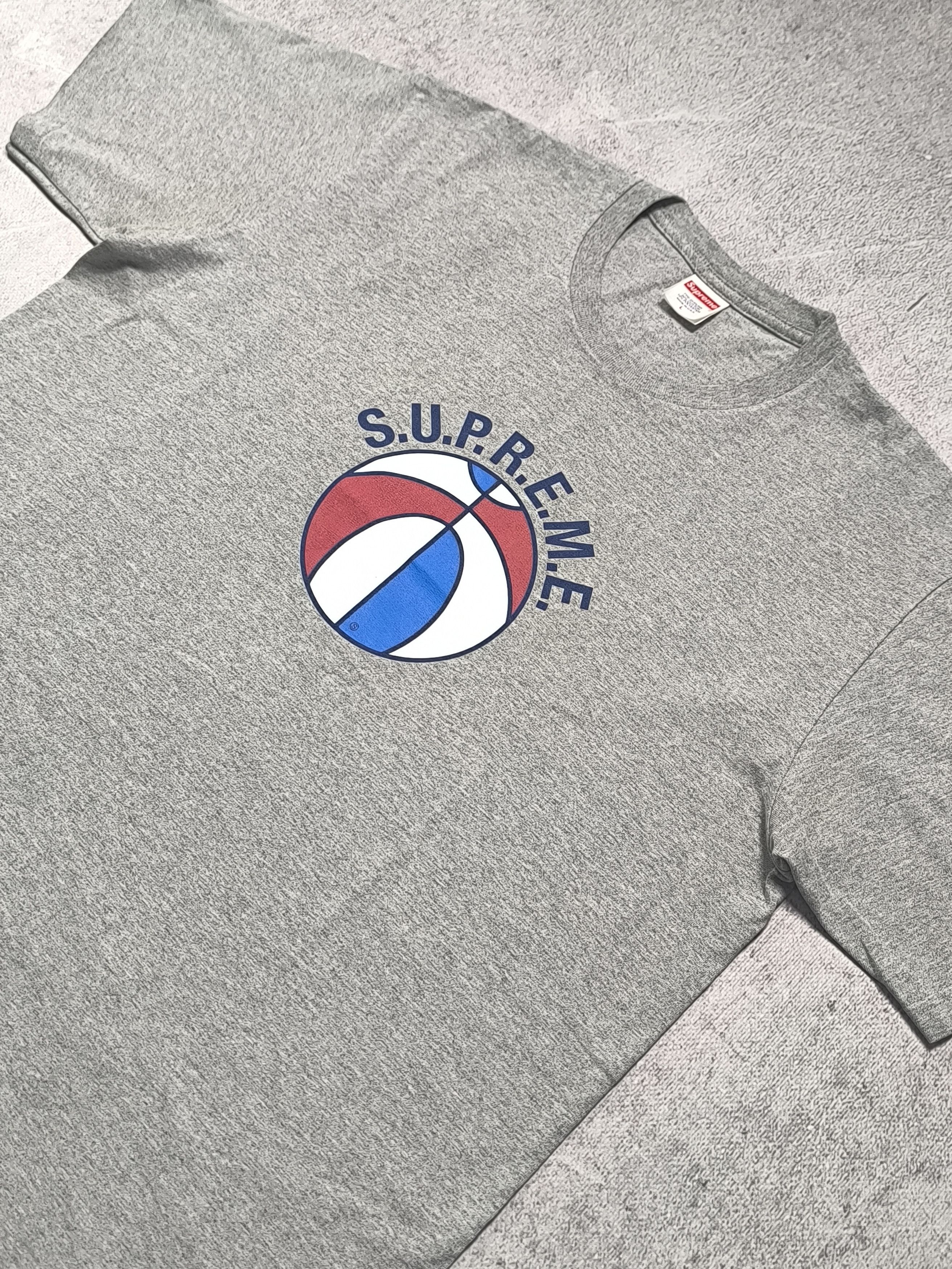 Supreme Supreme League tee gray Size US L / EU 52-54 / 3 - 2 Thumbnail