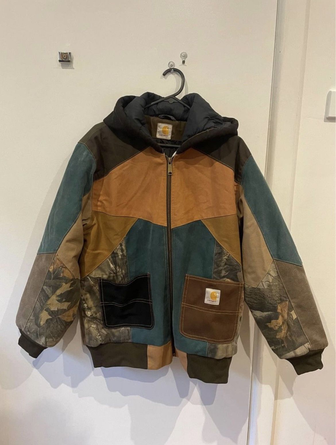 Carhartt Vintage Carhartt Patchwork Jacket Size US M / EU 48-50 / 2 - 1 Thumbnail