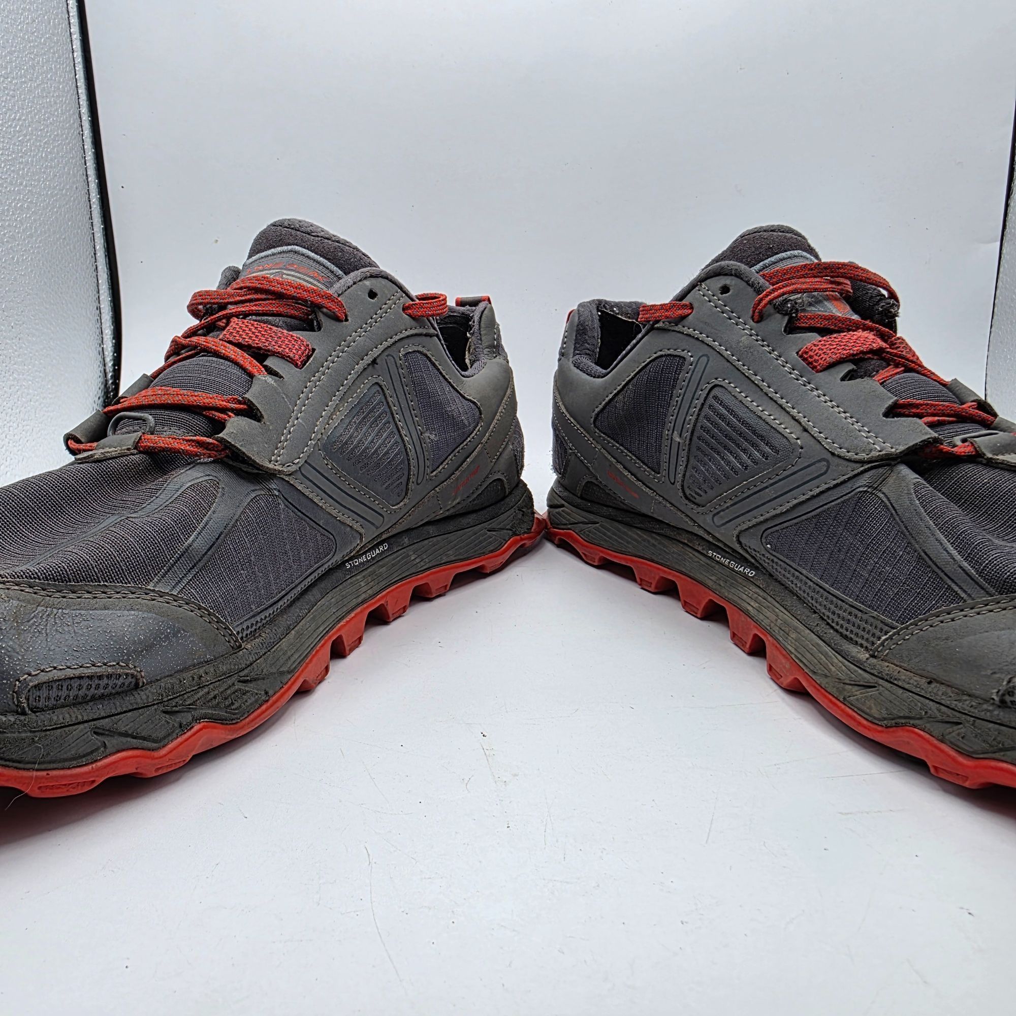 Altra Altra Lone Peak 4 Mens Size 13 Black Red Trail Running Shoes Size US 13 / EU 46 - 3 Thumbnail