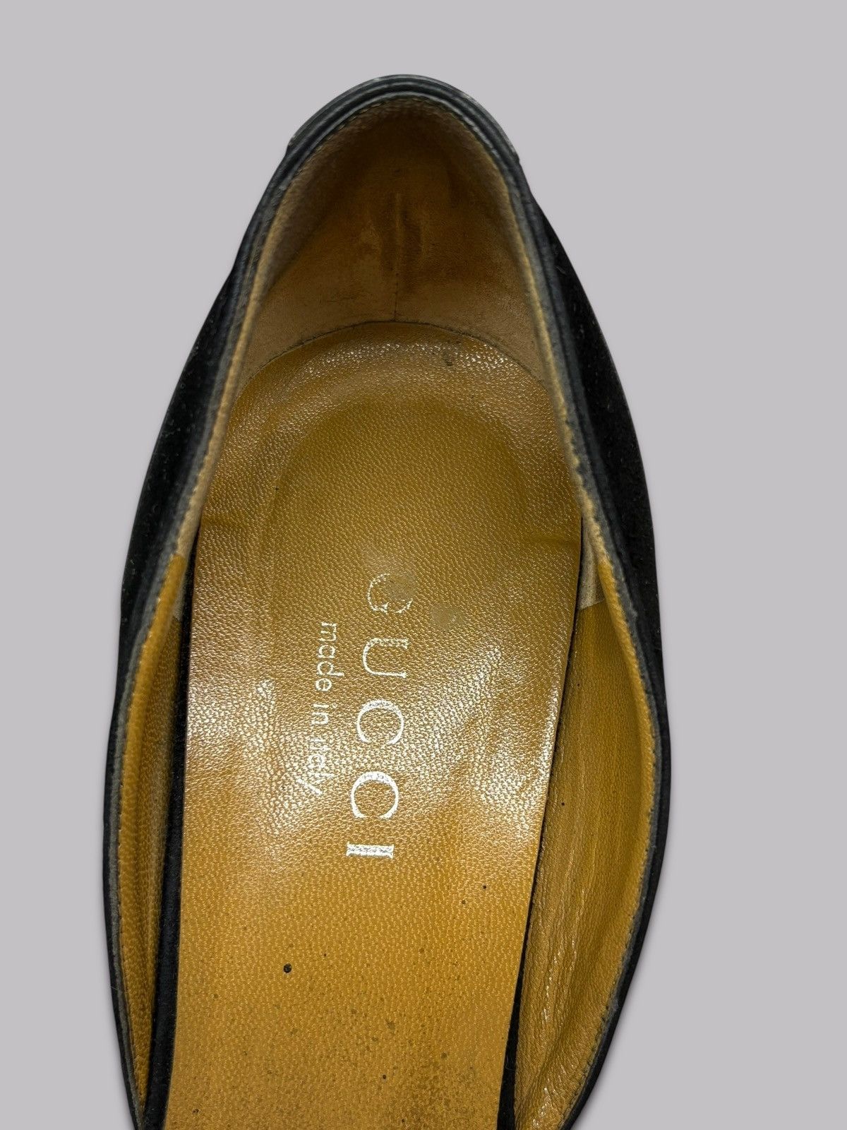 Gucci Vintage Gucci Tom Ford 2000s Rare D’Orsay Block Heel Suede Size US 9 / IT 39 - 15 Thumbnail