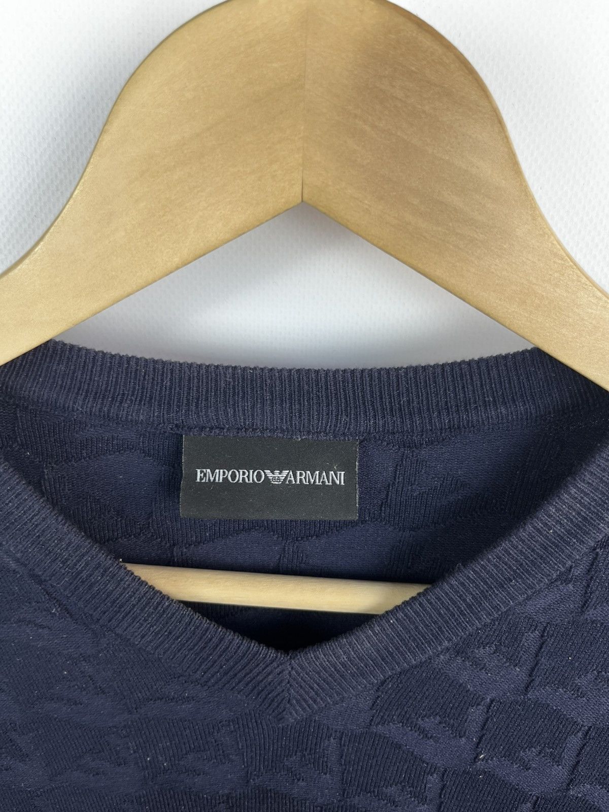 Giorgio Armani Emporio Armani mens sweater Size US M / EU 48-50 / 2 - 7 Thumbnail