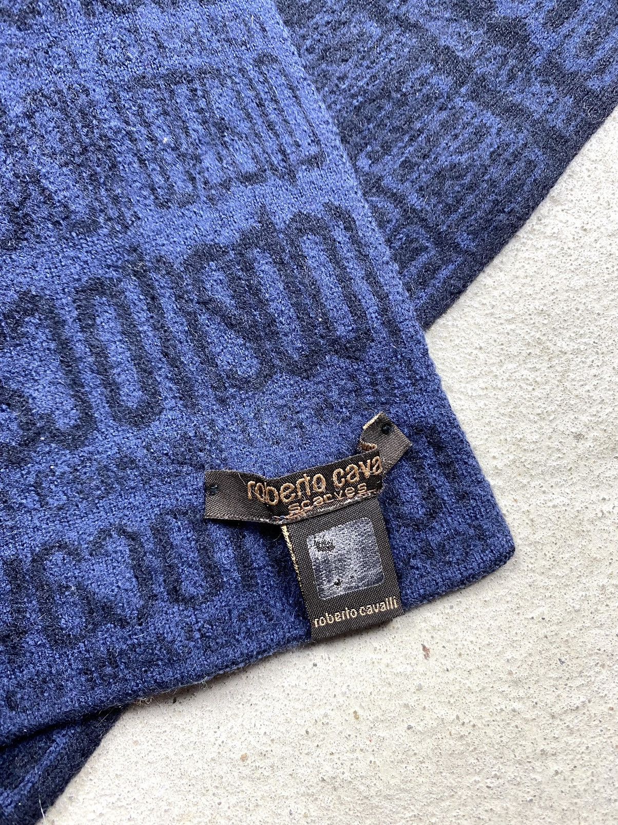 Just Cavalli Rare! Vintage Roberto Cavalli Scarves Italy Made Size ONE SIZE - 6 Thumbnail