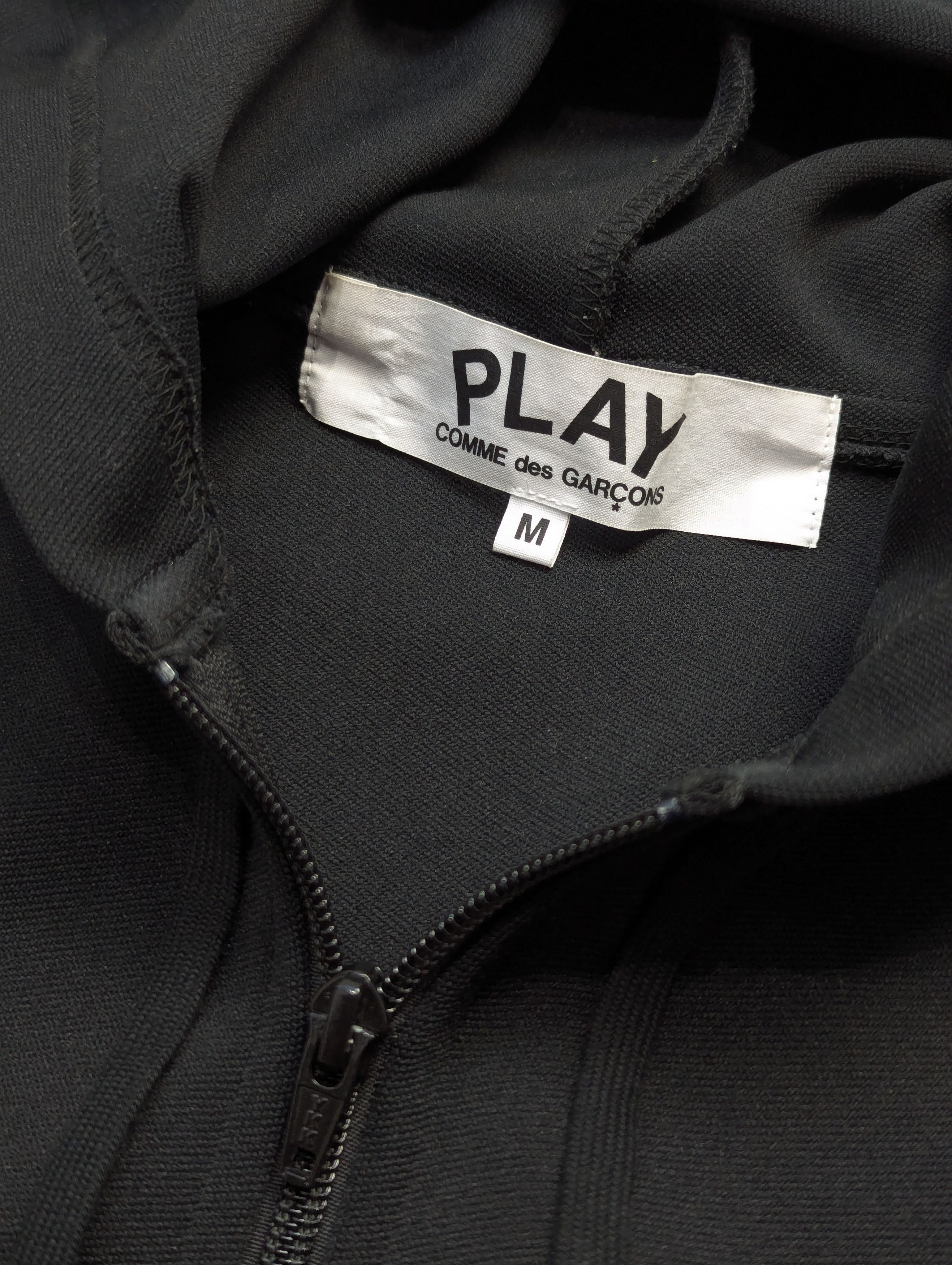 Comme des Garcons Comme des Garçons Play Zip Hoodie Jacket M Size US M / EU 48-50 / 2 - 7 Thumbnail