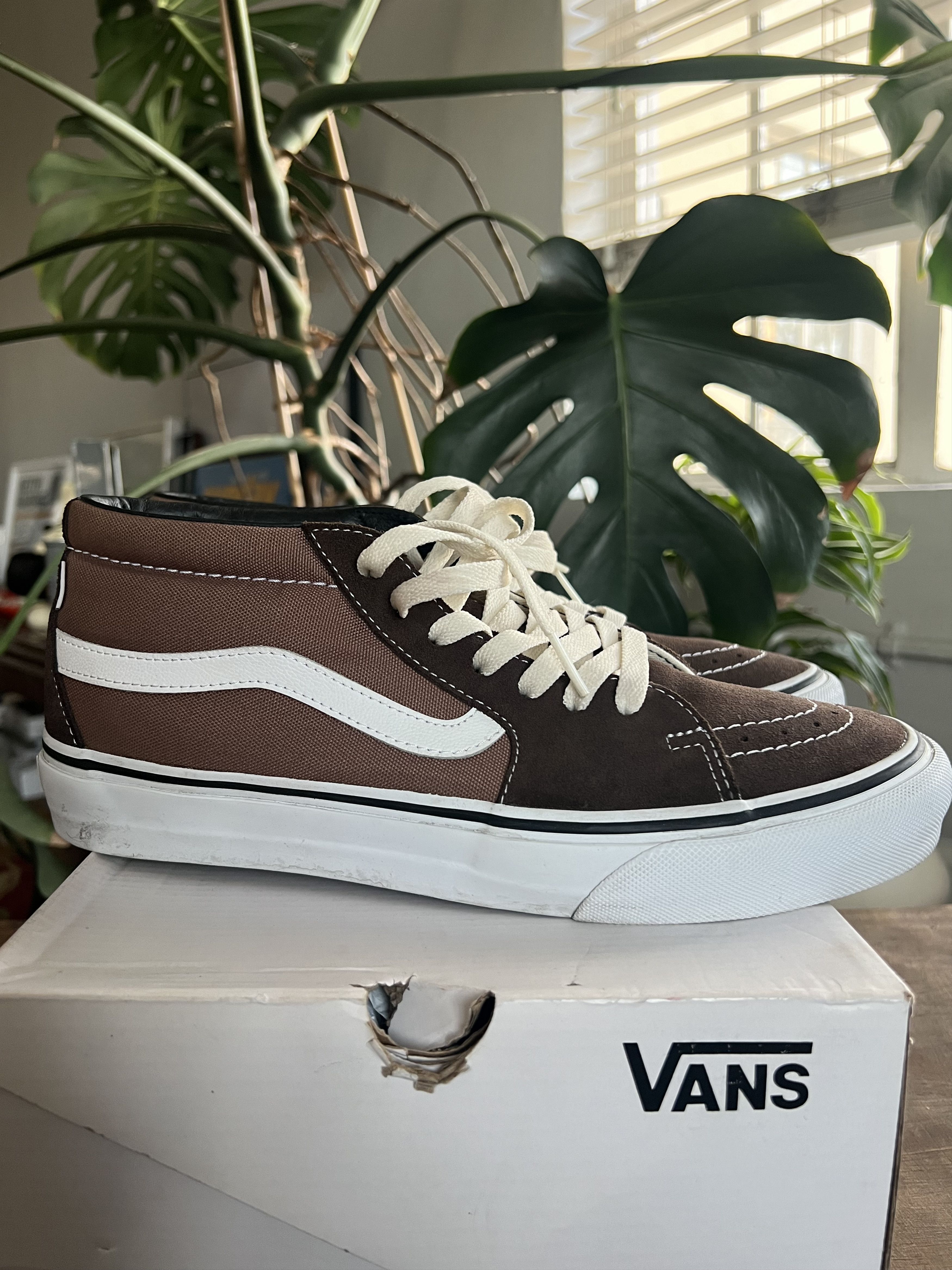 JJJJound × Vans JJJJound x Sk8-Mid VLT LX 'Brown' Size US 9.5 / EU 42-43 - 5 Thumbnail