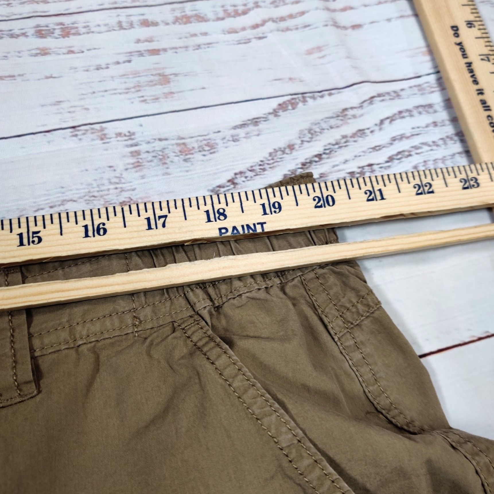 Vintage Columbia Cargo Shorts Mens Size 40 Tan Beige 100% Cotton Flat Front Size US 40 / EU 56 - 5 Thumbnail