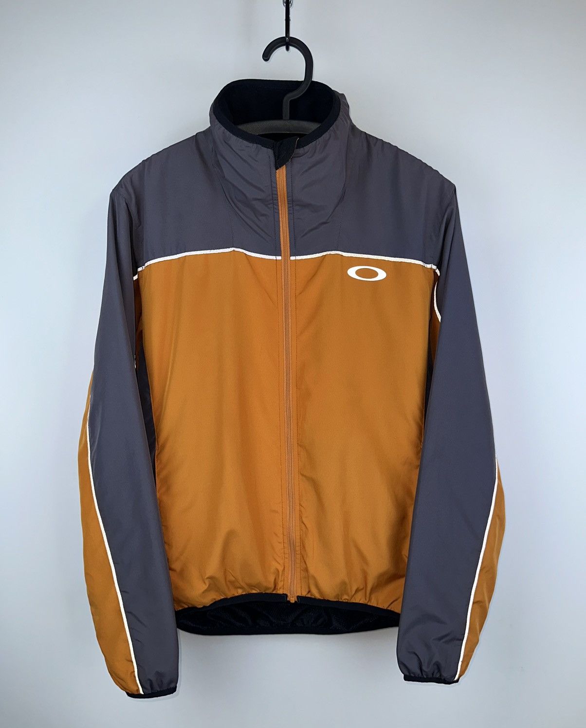 Oakley Rare Oakley Vintage Cycling Jacket S Reflective Windbreaker Size US S / EU 44-46 / 1 - 4 Thumbnail