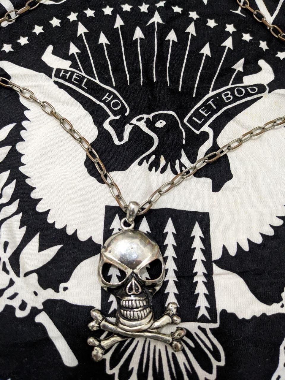 SKULL BONES NECKLACE SILVER STERLING