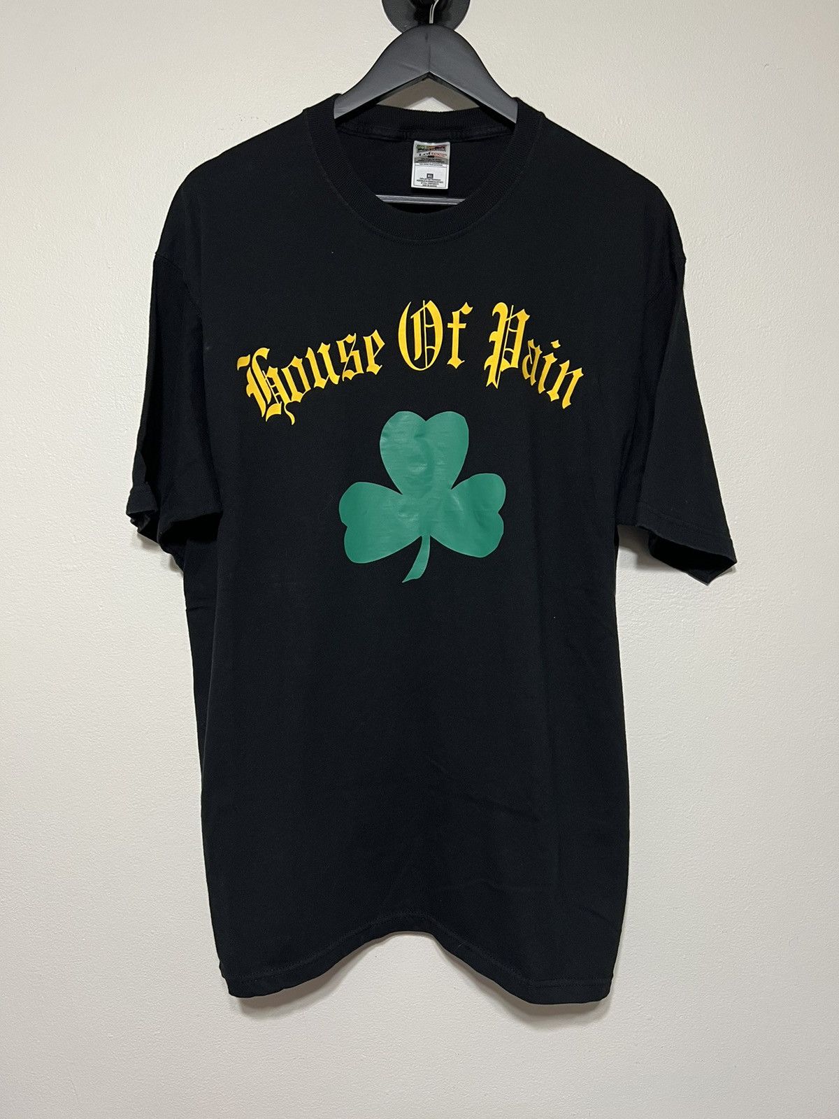 Vintage Vintage House Of Pain Shamrock T Shirt Size XL Black 90s Tee |  Grailed