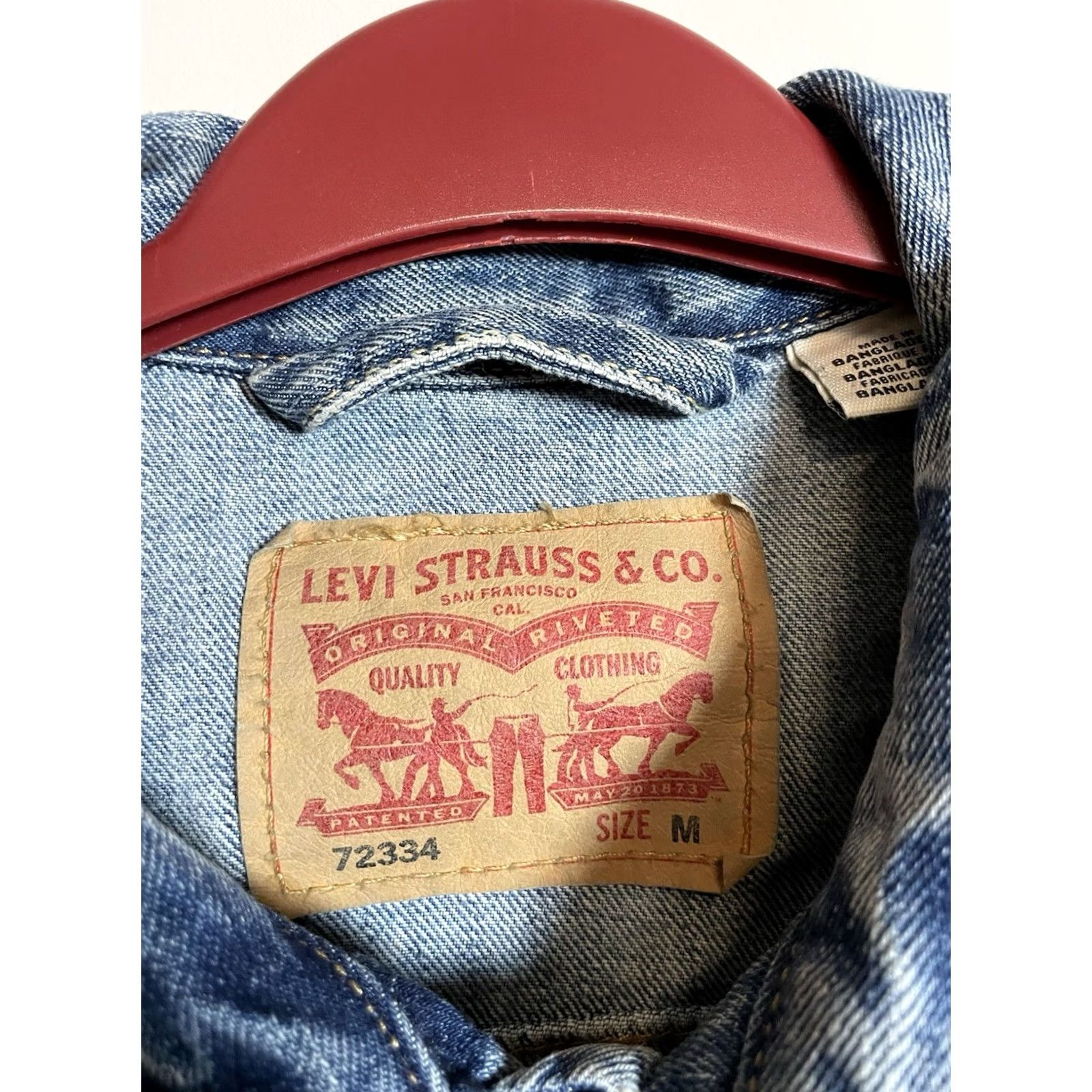 Levi's Levi’s Trucker Jacket Men Blue Denim Size M 100% Cotton Regular Pockets Collared Button Front Size US M / EU 48-50 / 2 - 5 Thumbnail