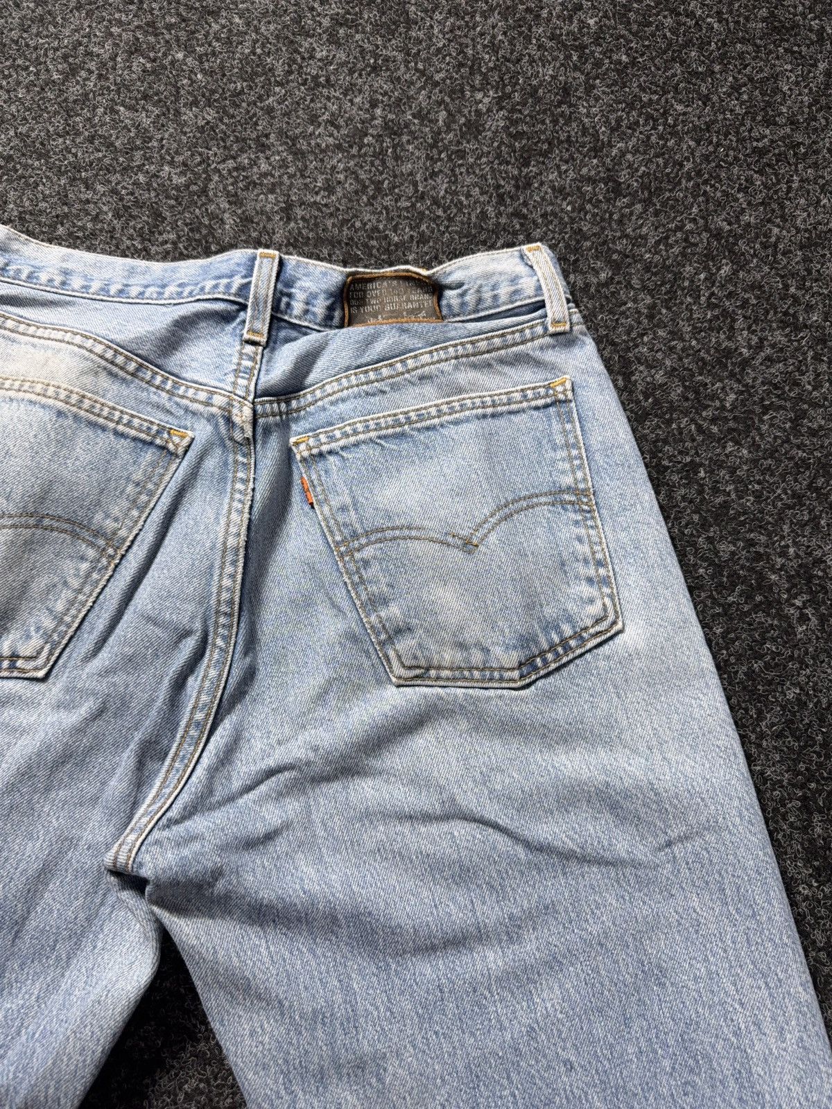 Levi's Vintage Clothing Vintage 90s Levi's 618 Relaxed Straight Light Wash Jeans Size US 32 / EU 48 - 19 Thumbnail
