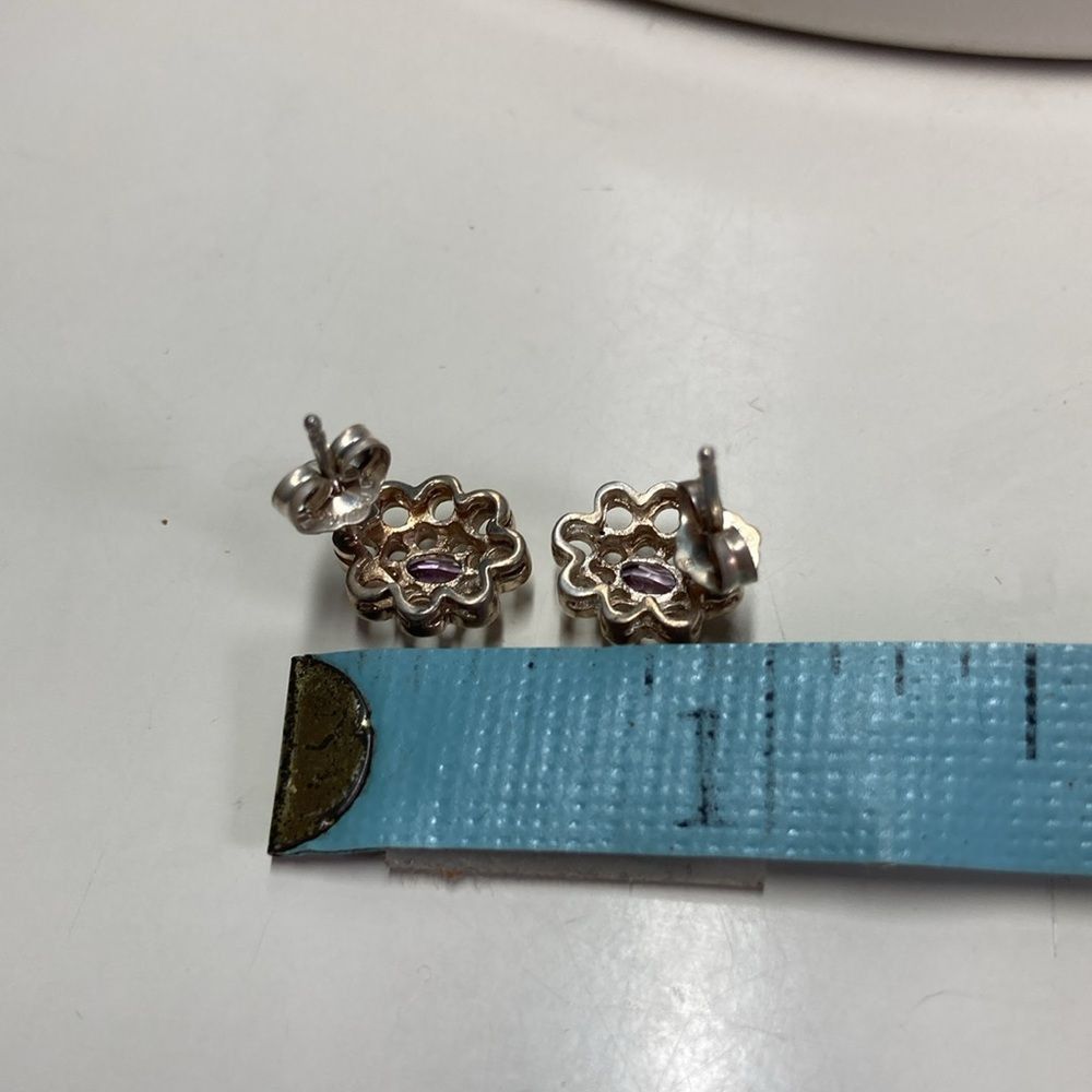 Vintage Amethyst Earrings Set in 925 Sterling Size ONE SIZE - 8 Thumbnail