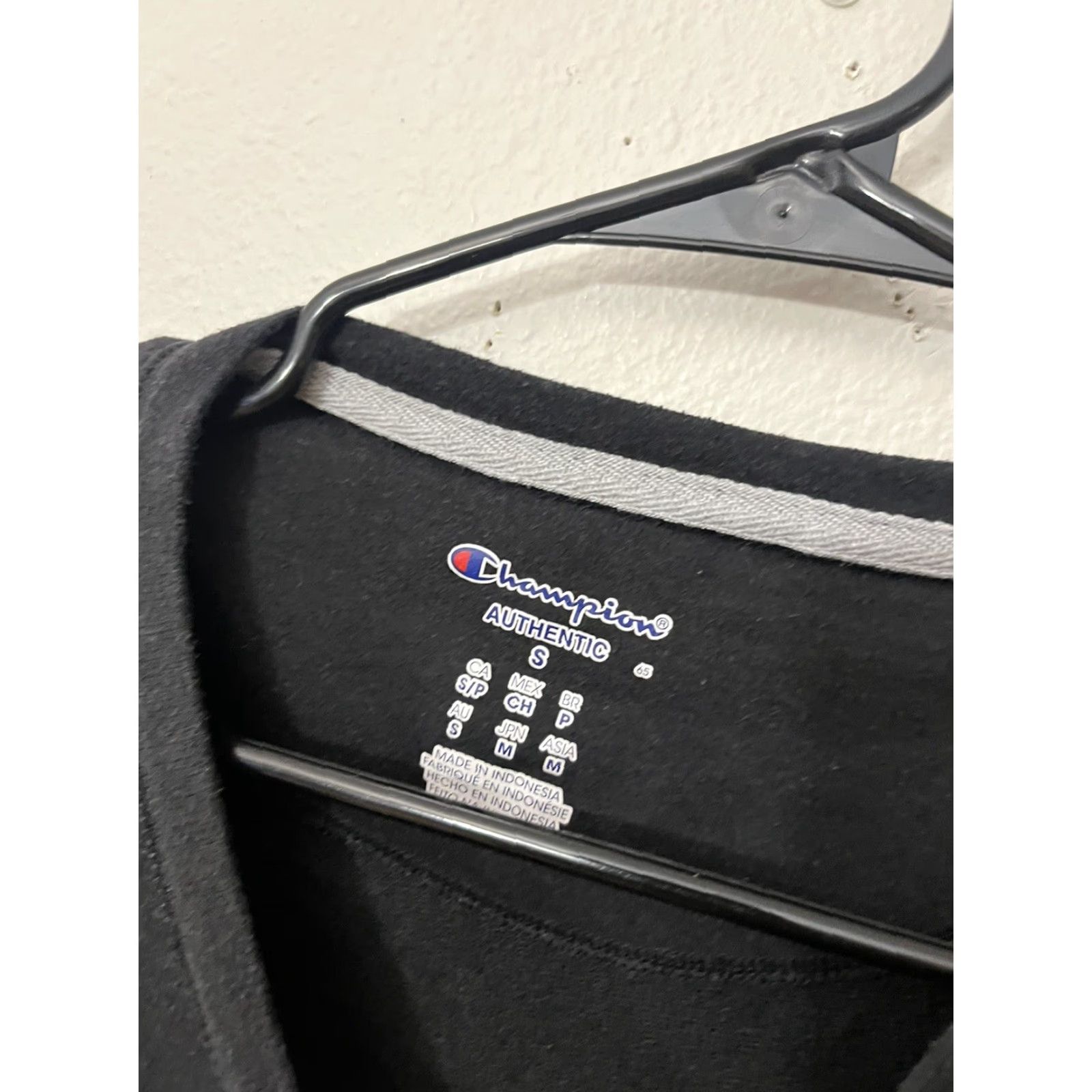 Champion Champion Women Sweatshirt Small Black Long Sleeve Pullover Crew Neck Oversized Size S / US 4 / IT 40 - 3 Thumbnail