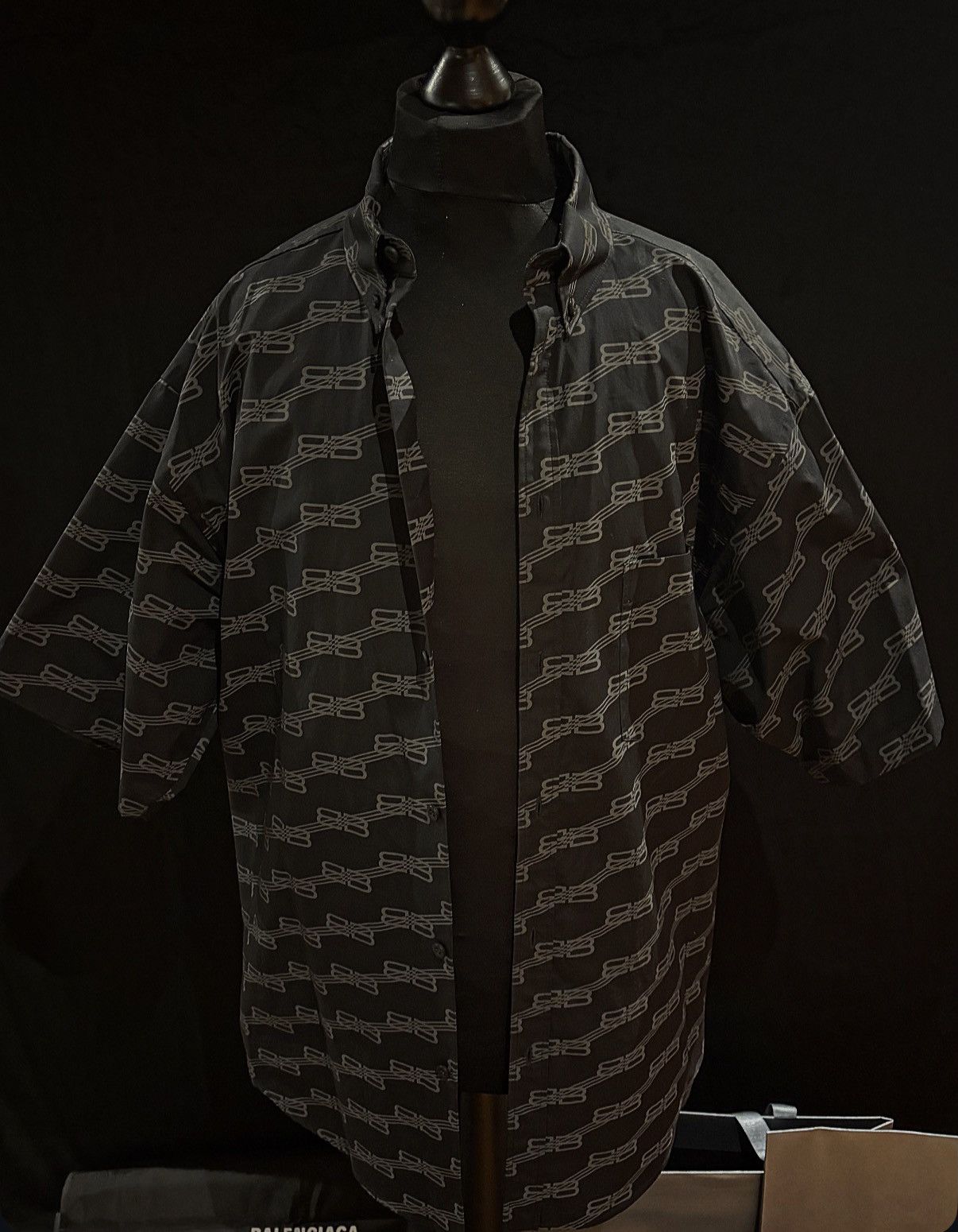 Balenciaga Balenciaga Pattern Shirt 3XL with Full Set Size US XXL / EU 58 / 5 - 2 Thumbnail