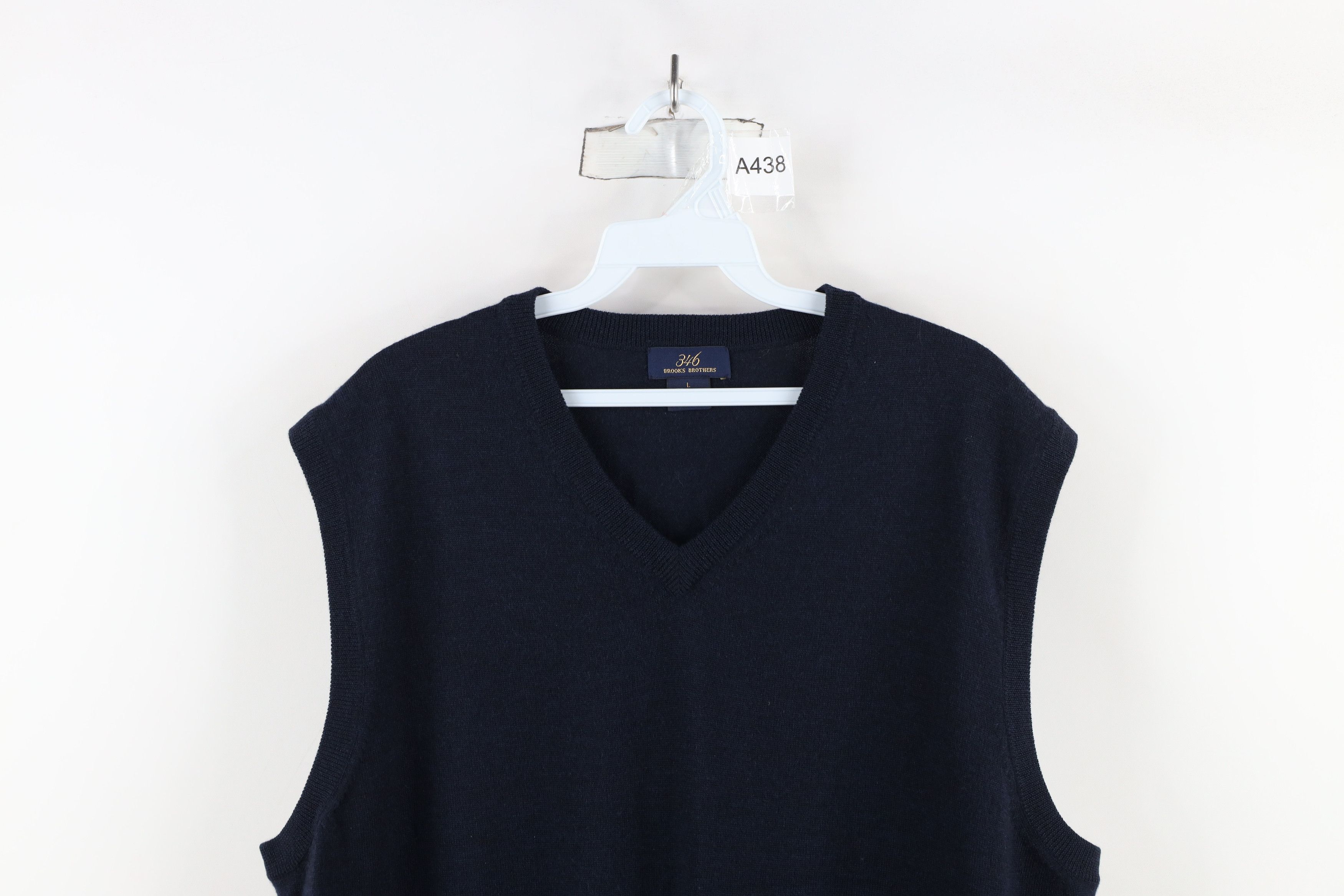Brooks Brothers × Vintage Vintage Brooks Brothers Merino Wool Knit V-Neck Sweater Vest Size US L / EU 52-54 / 3 - 2 Thumbnail