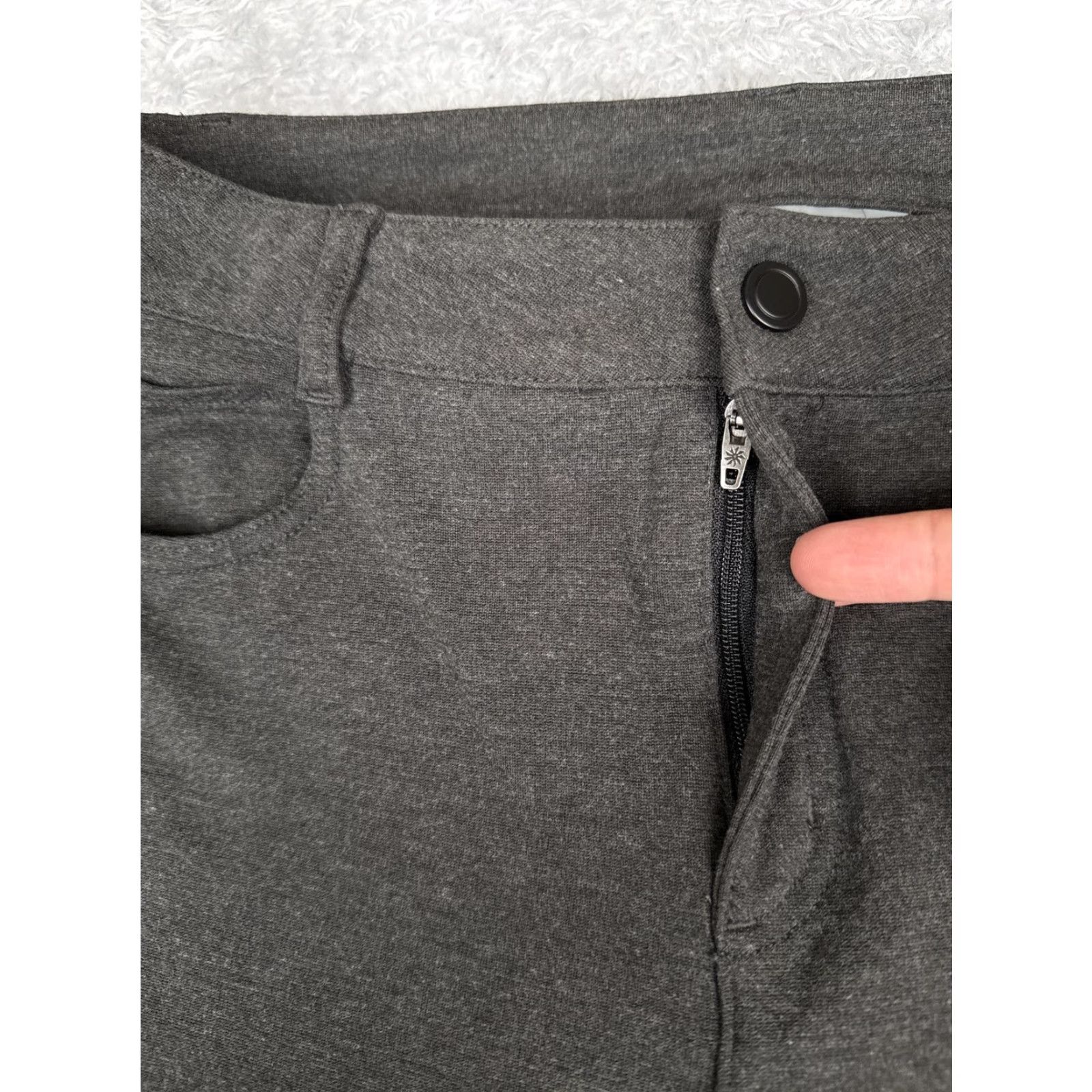 Athleta Athleta Pants Womens 6 Gray Slim Ankle Stretch Knit Pockets Travel Gym Office Size 28" / US 6 / IT 42 - 5 Thumbnail