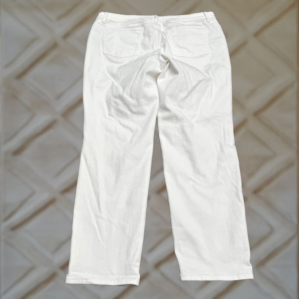 Talbots Talbots Flawless Slim Ankle Denim Jeans Womens 16 White Mid Rise Casual Stretch Shirt? Size 38" / US 16 / IT 52 - 1 Thumbnail