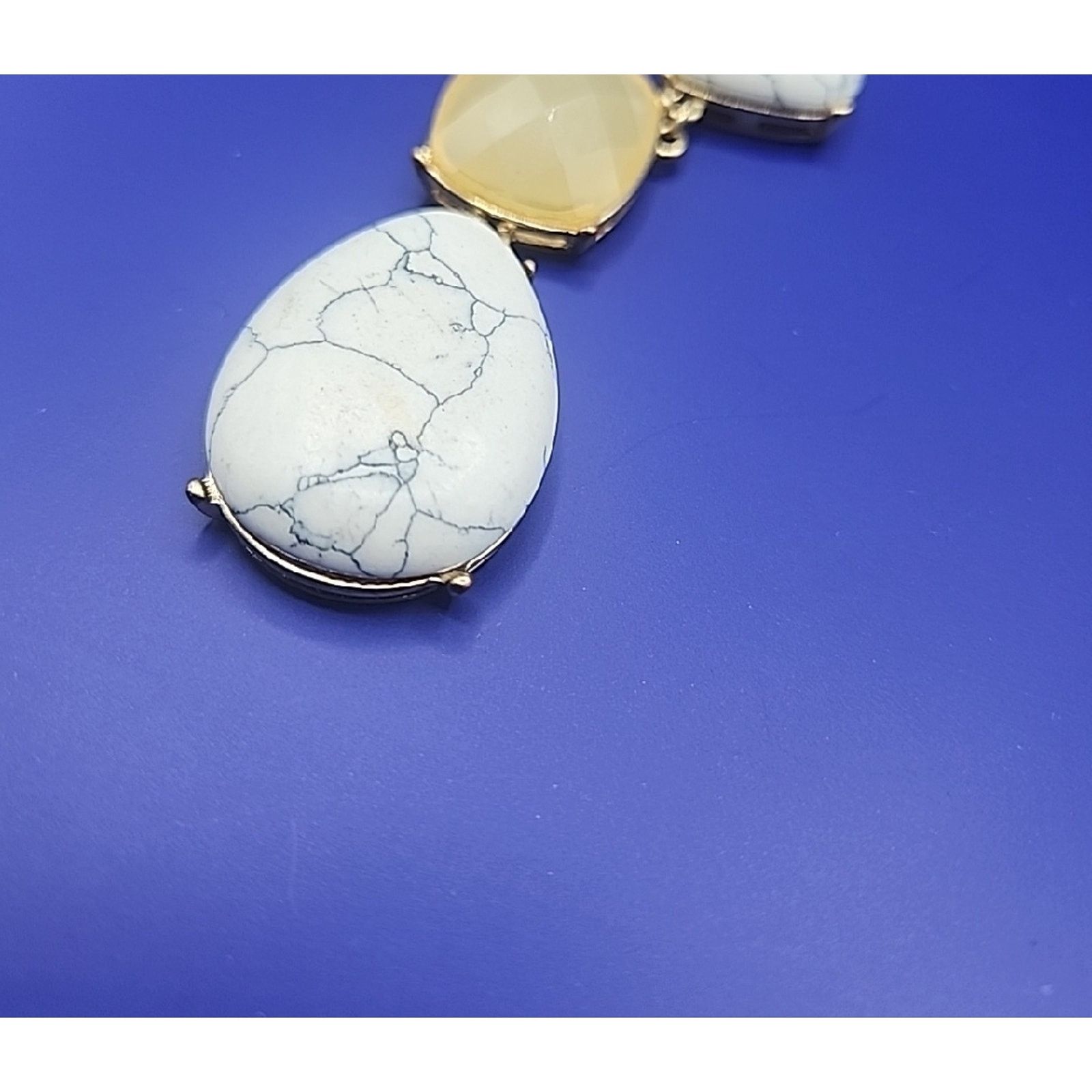 Monet Monet White and Gold Necklace Size ONE SIZE - 5 Thumbnail