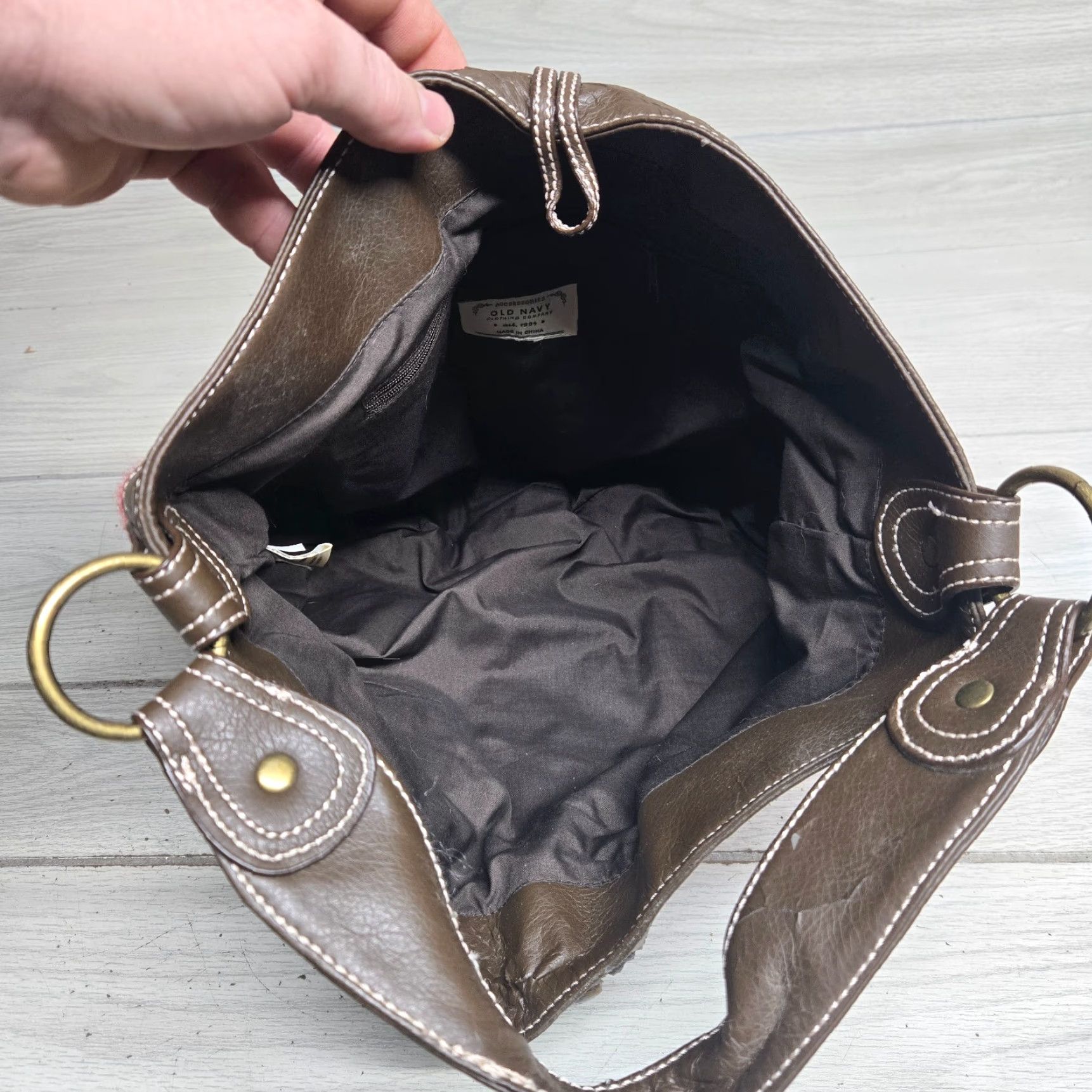 Old Navy Old Navy Purse Shoulder Bag Ladies Lace Canvas Red Leather Strap Bag Brown Leather Strap Purse Solid Red Purse Shoulder Bag Women Size ONE SIZE - 6 Thumbnail