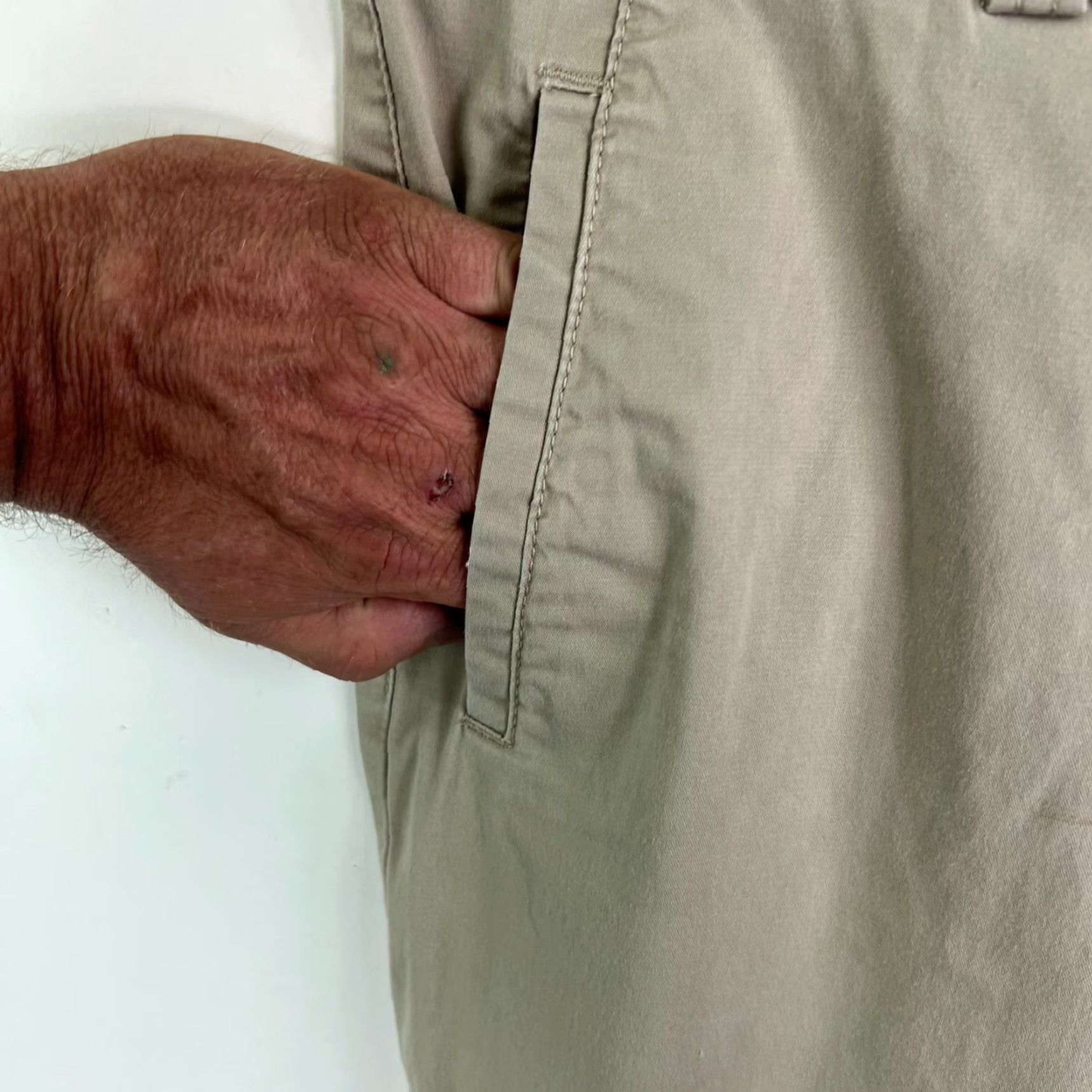Eddie Bauer VINTAGE Eddie Bauer Chino Pants Womens SZ 10 Beige 32x30 Twill Stretch Flared 90s Womens Size 34" / US 12 / IT 48 - 5 Thumbnail