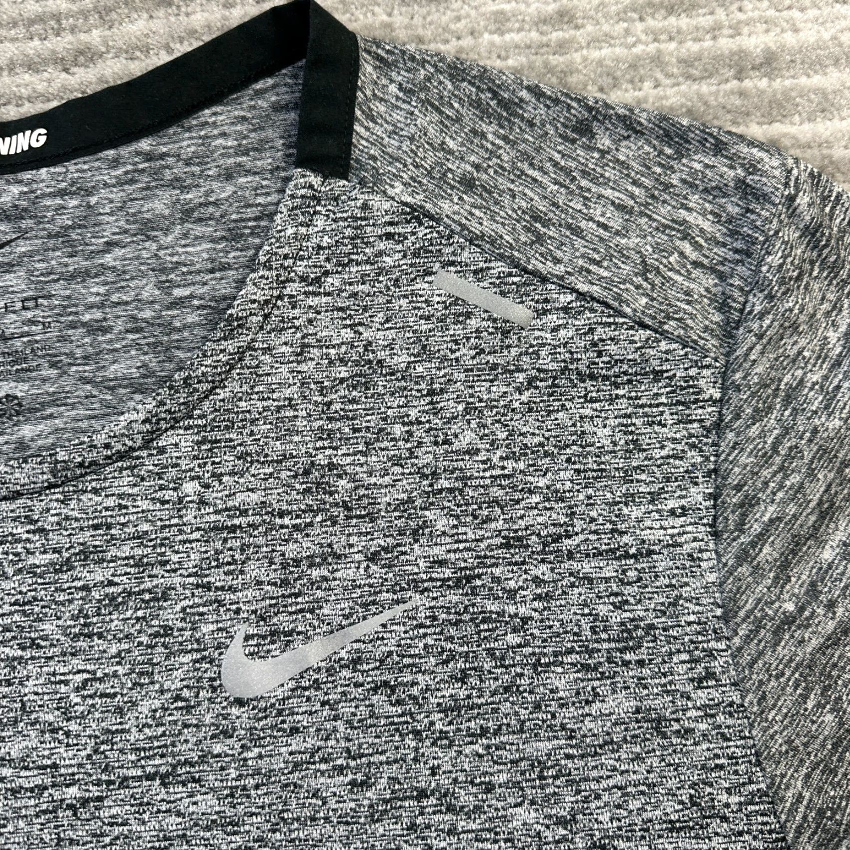 Nike Nike Shirt Mens M Gray Dri-Fit Techknit Ultra Running Gym Size US M / EU 48-50 / 2 - 4 Thumbnail