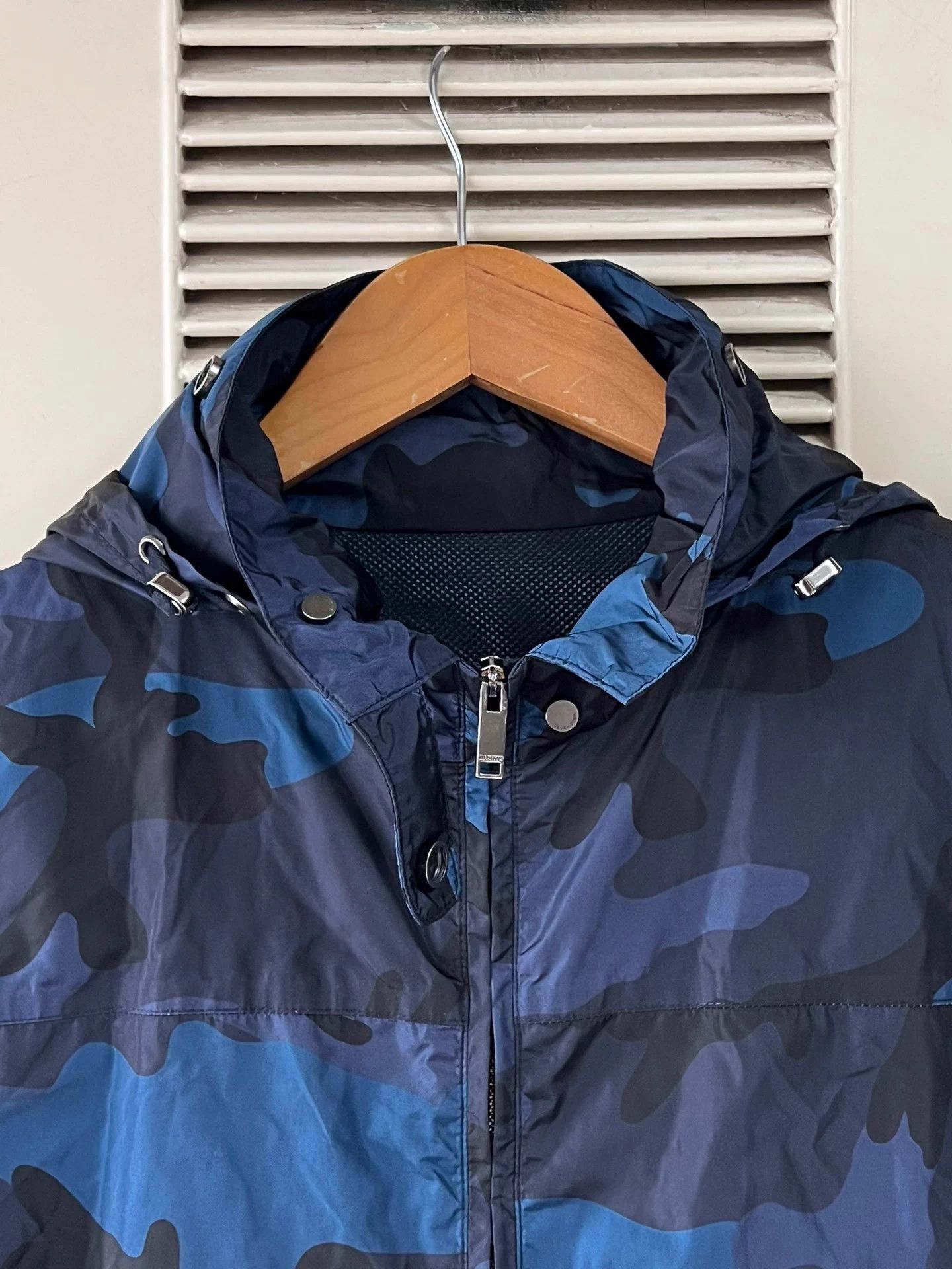 Valentino Valentino Men's Blue Camo Hooded Jacket 46 Size US S / EU 44-46 / 1 - 3 Thumbnail