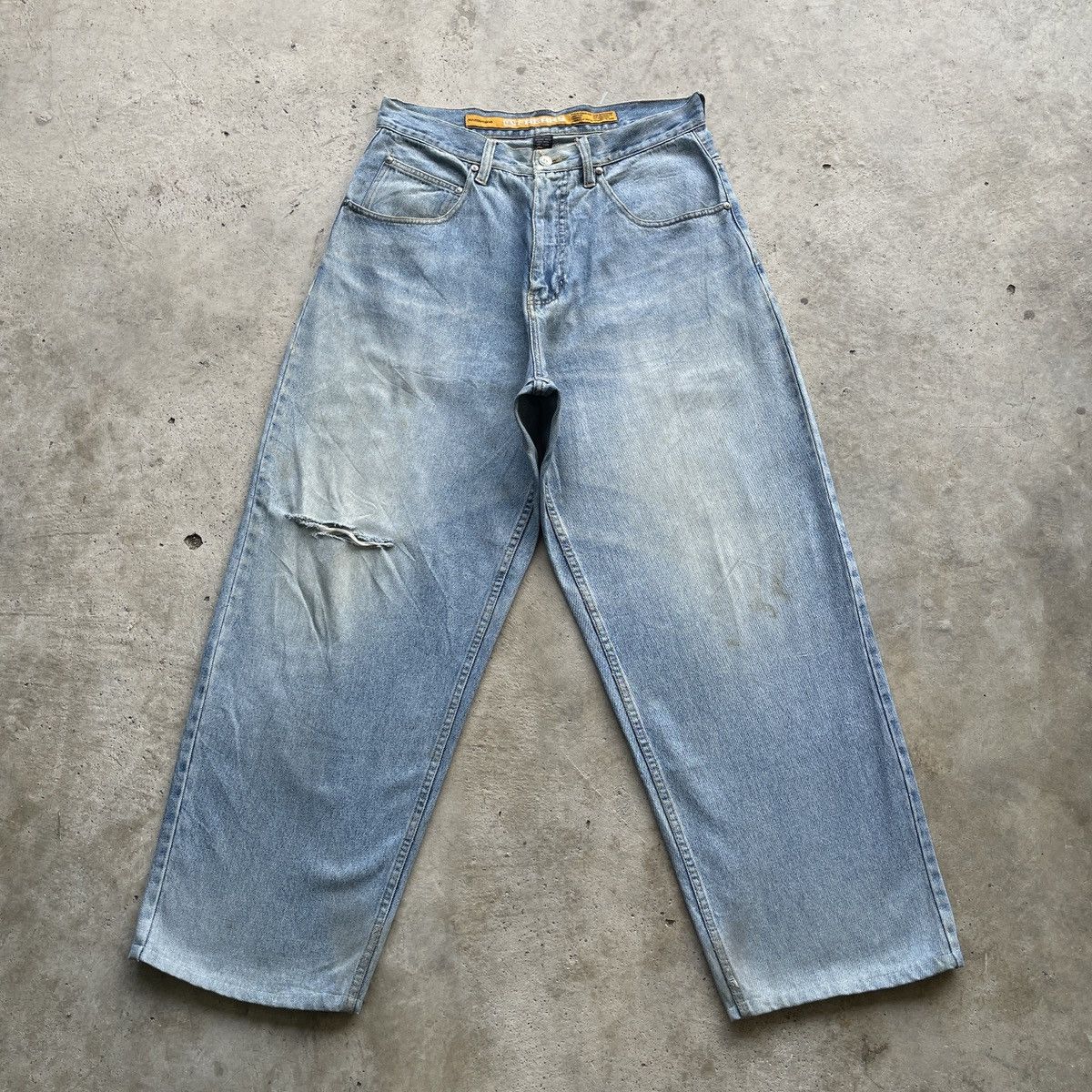Japanese Brand Vintage Distressed Baggy Jeans Japanese Denim Pants W32 Size US 32 / EU 48 - 1 Thumbnail