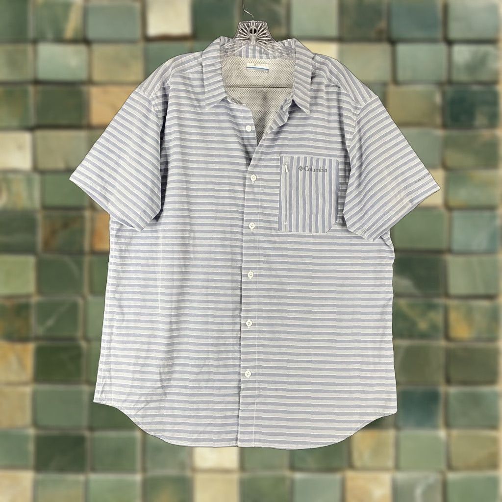 Vintage Columbia Sportswear Omni Shield Button-Up Shirt Short Sleeve Men L Blue Stripe Size US 33 - 1 Thumbnail