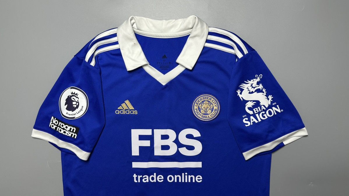 Adidas LEICESTER ADIDAS 2022/2023 SOCCER HOME JERSEY #10 MADDISON Size US M / EU 48-50 / 2 - 3 Thumbnail