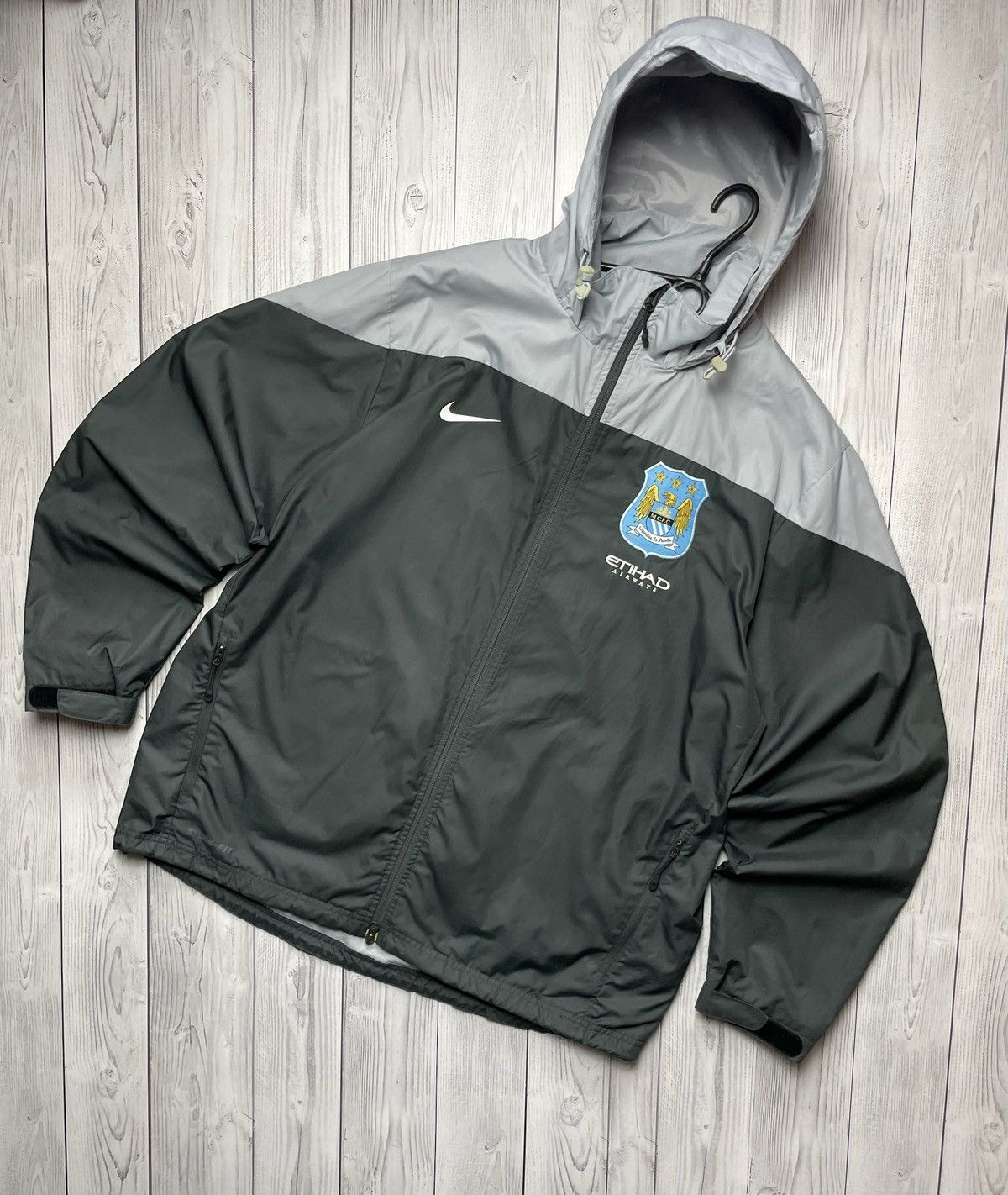 Nike × Vintage Vintage Nike Manchester City jacket size XL logo Size US XL / EU 56 / 4 - 1 Thumbnail
