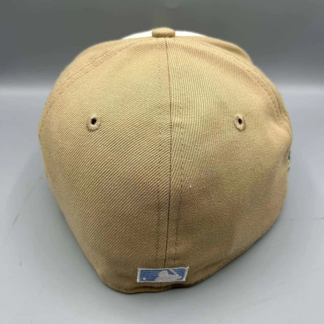 New Era Chicago Cubs Hat Men 7 3/8 Beige White MLB Fitted Cap Size ONE SIZE - 8 Thumbnail