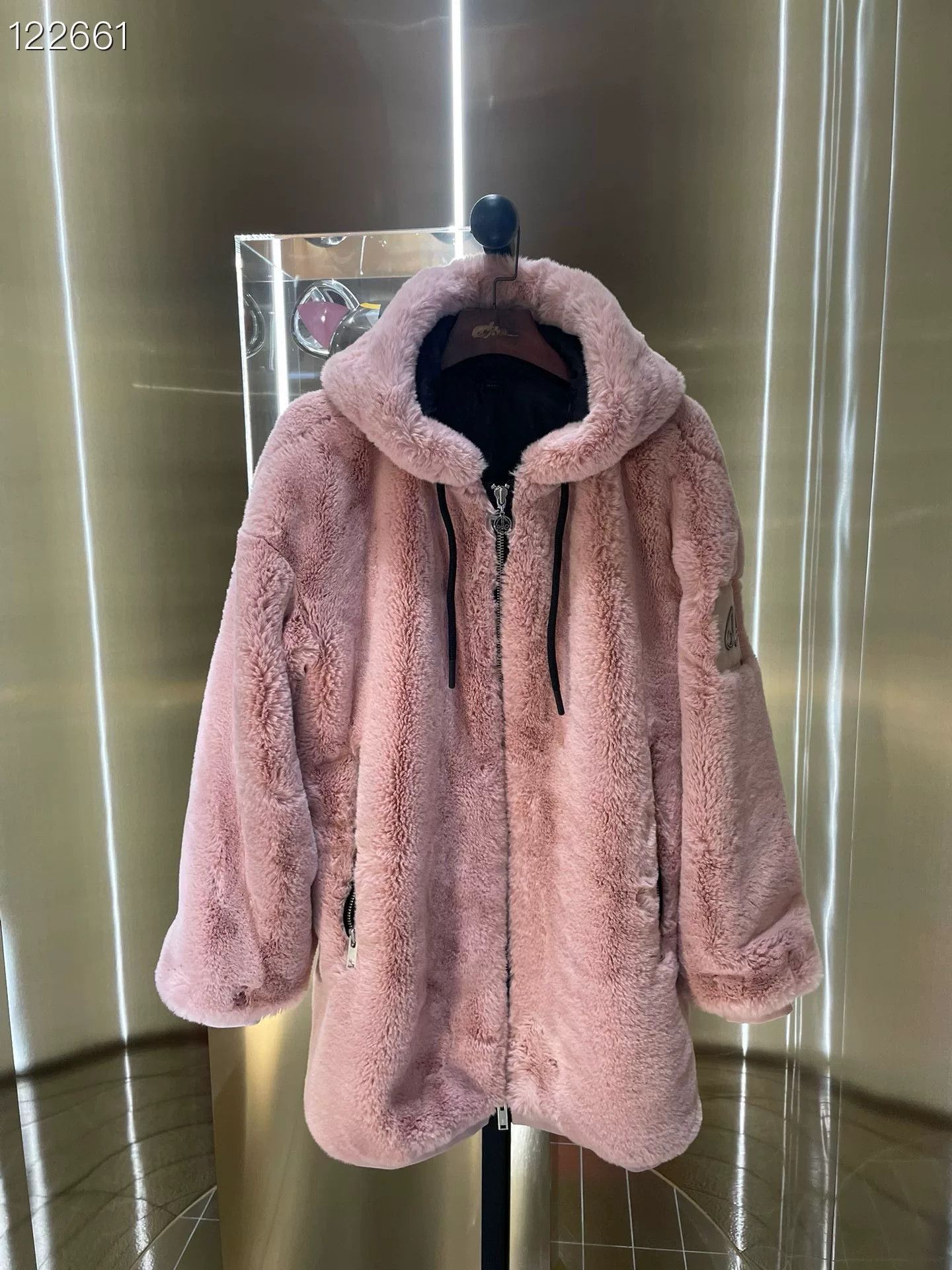 Moose Knuckles Moose Knuckles Rabbit Year Limited Hooded Fur Coat Size XS / US 0-2 / IT 36-38 - 1 Thumbnail