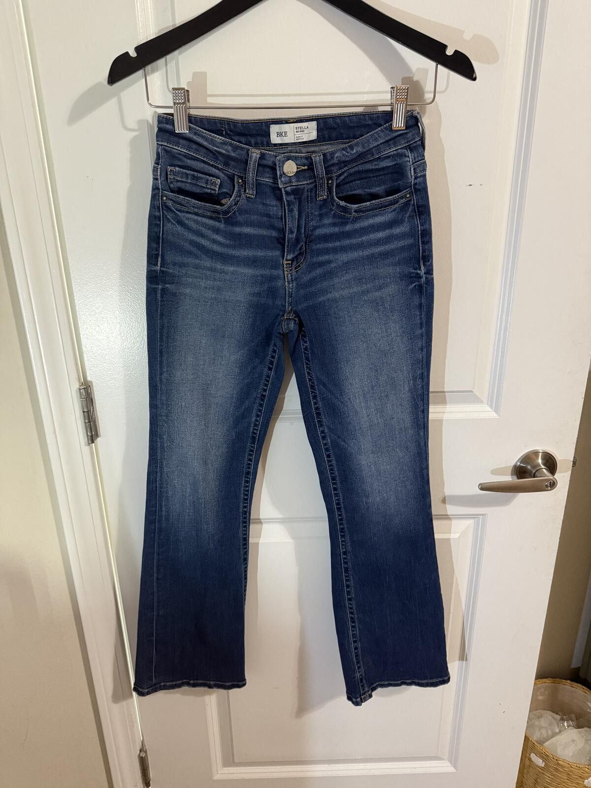 BKE BKE Jeans Stella Midrise bootcut 25x291/2 Women's Dark Wash Size 27" / US 4 / IT 40 - 1 Thumbnail