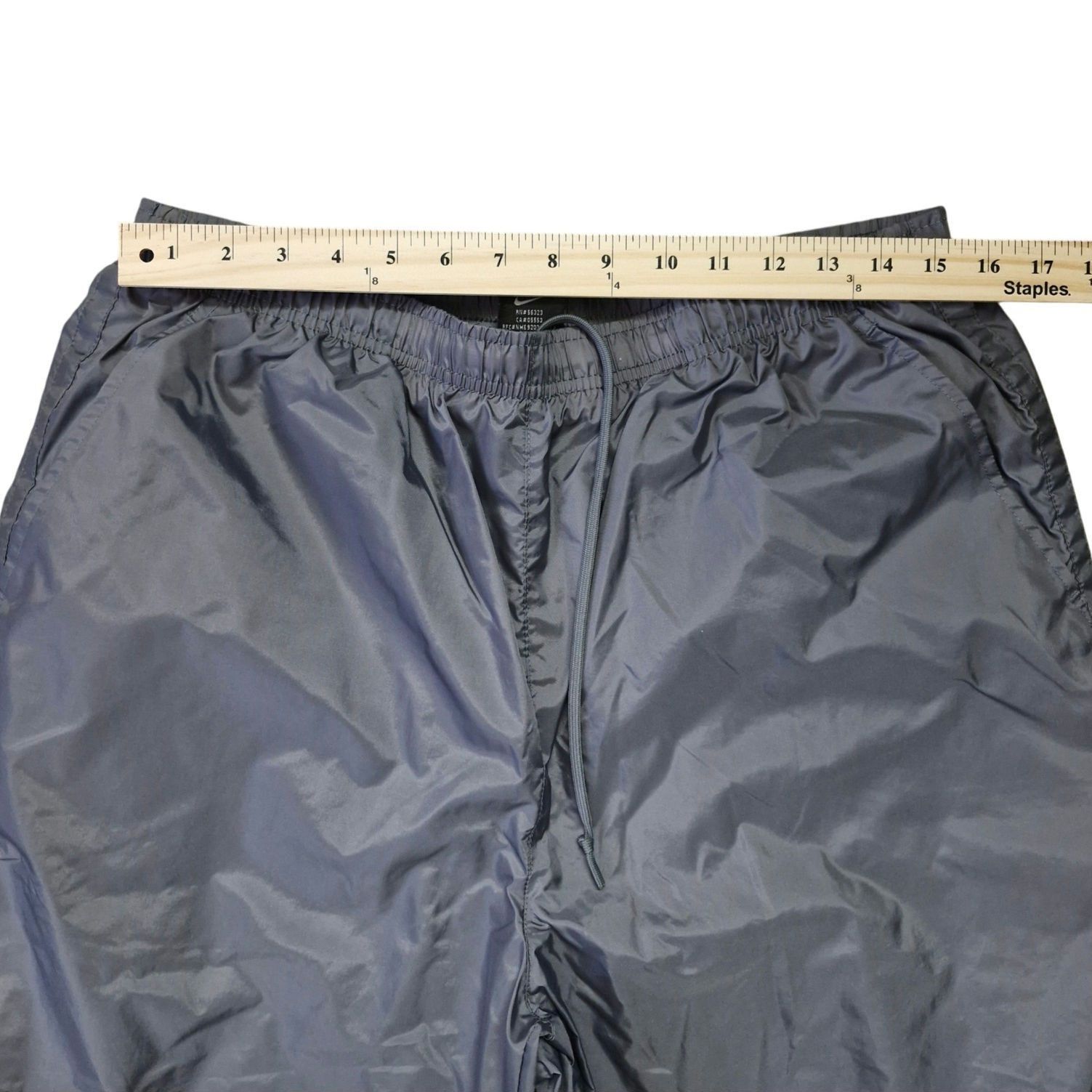 Nike Nike Windbreaker Track Pants XL Gray 90s Zip Parachute Size US 34 / EU 50 - 2 Thumbnail