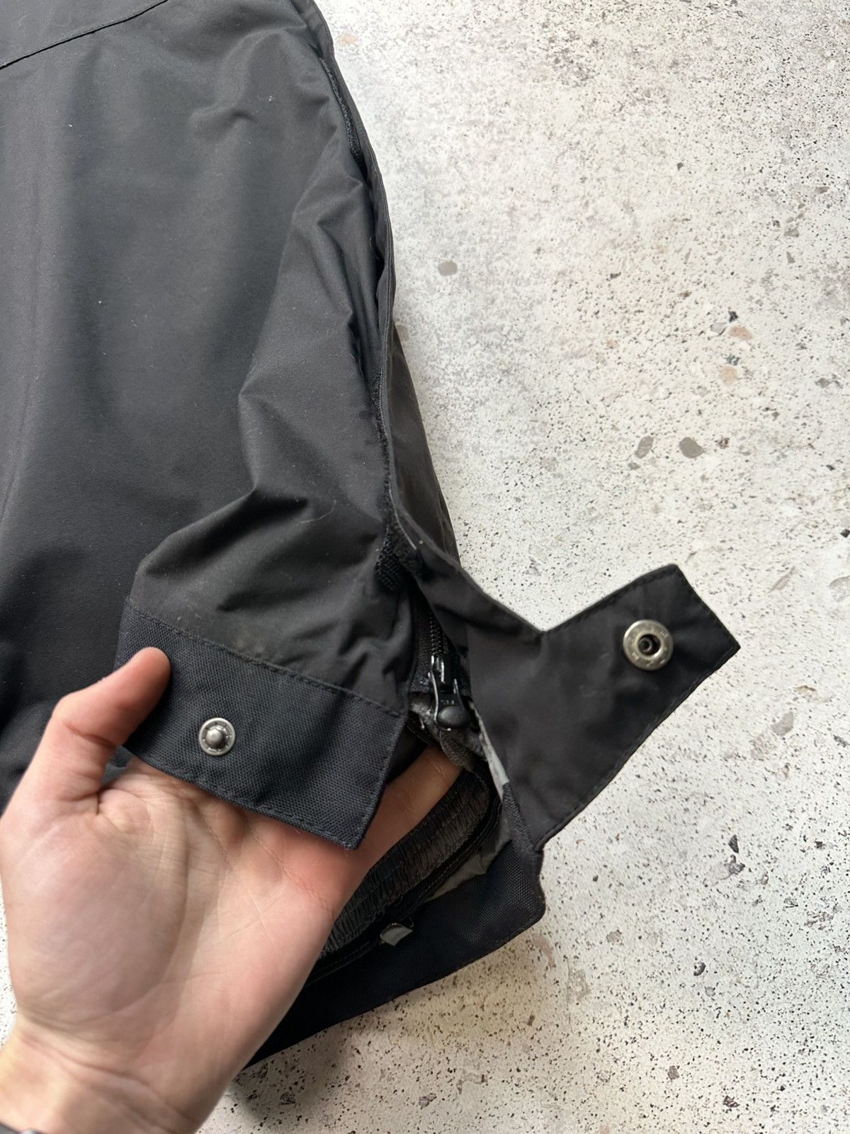 Helly Hansen Vintage Helly Hansen Multi-pocket Cargo Ski Pants Men New Size US 36 / EU 52 - 14 Thumbnail