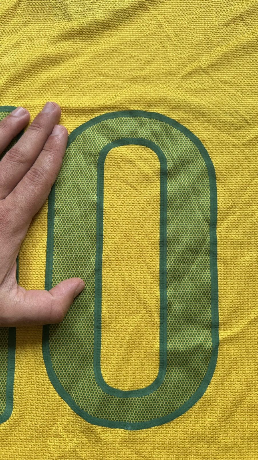 Nike 2012 Nike Brazil Ronaldinho #10 Vintage Soccer Jersey Size US S / EU 44-46 / 1 - 17 Thumbnail