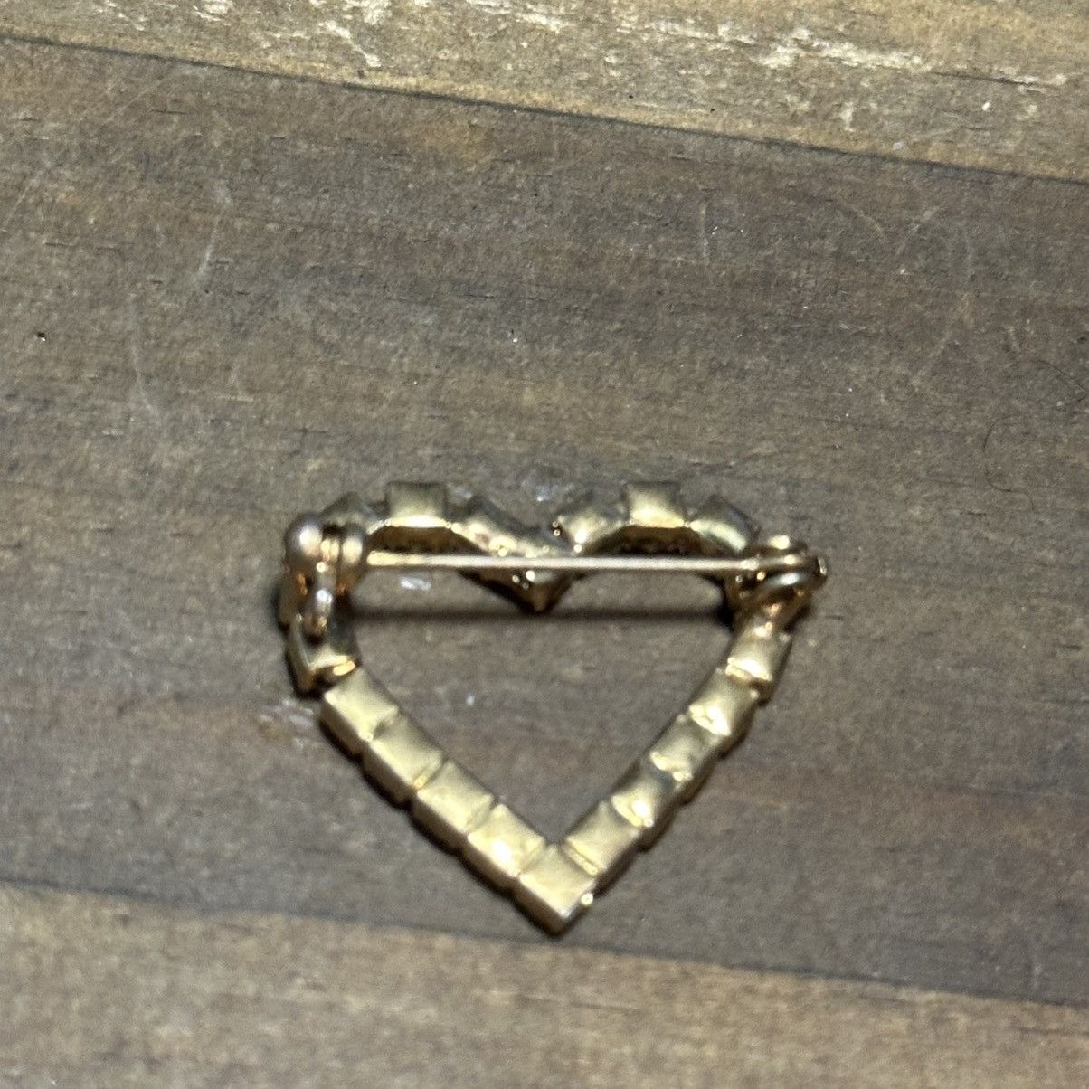 Vintage Vintage red rhinestone open heart brooch Size ONE SIZE - 2 Thumbnail