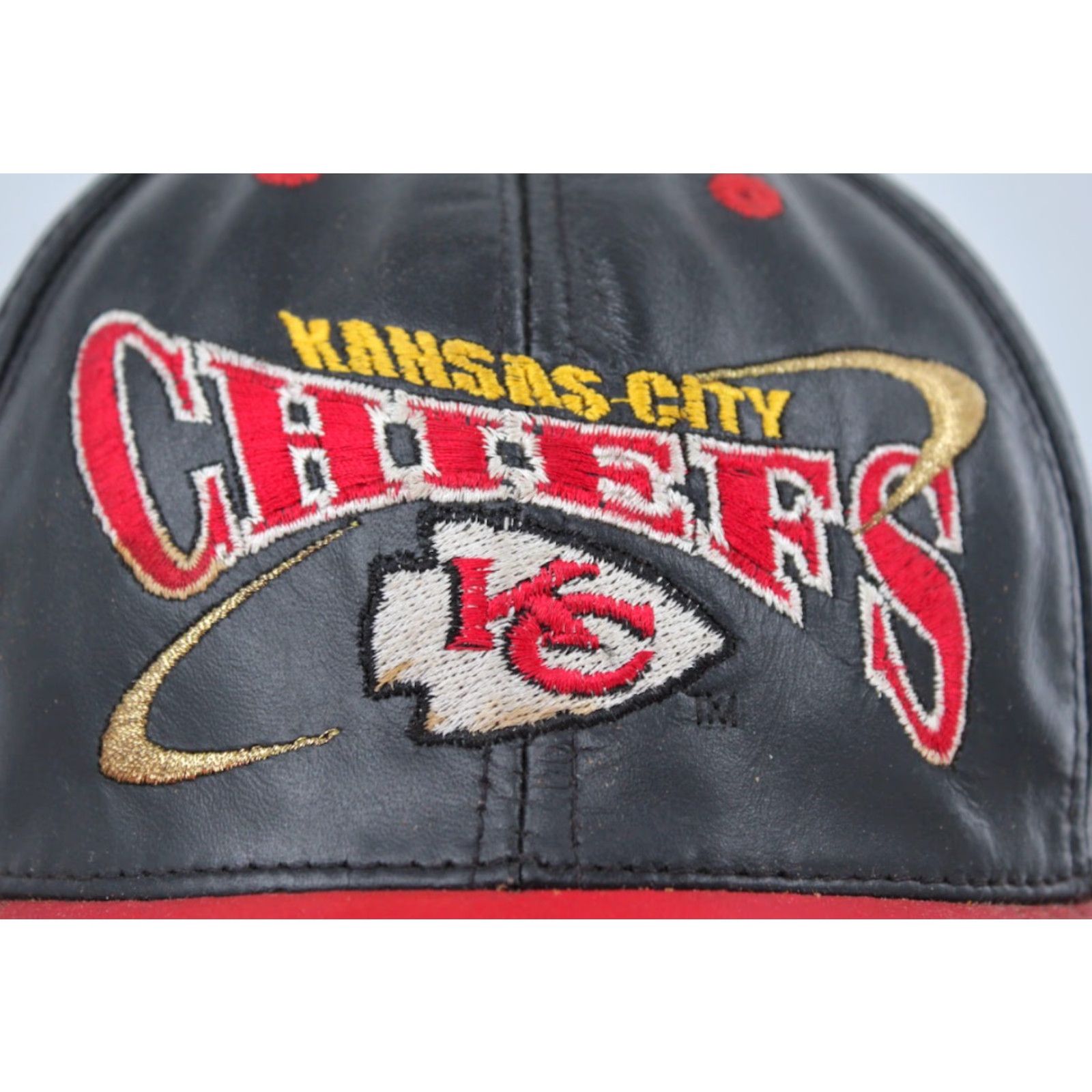 Vintage KC Chiefs Cap Mens Leather Baseball Hat One Size NFL Black VTG Kansas City Cap Mens} Size ONE SIZE - 5 Thumbnail