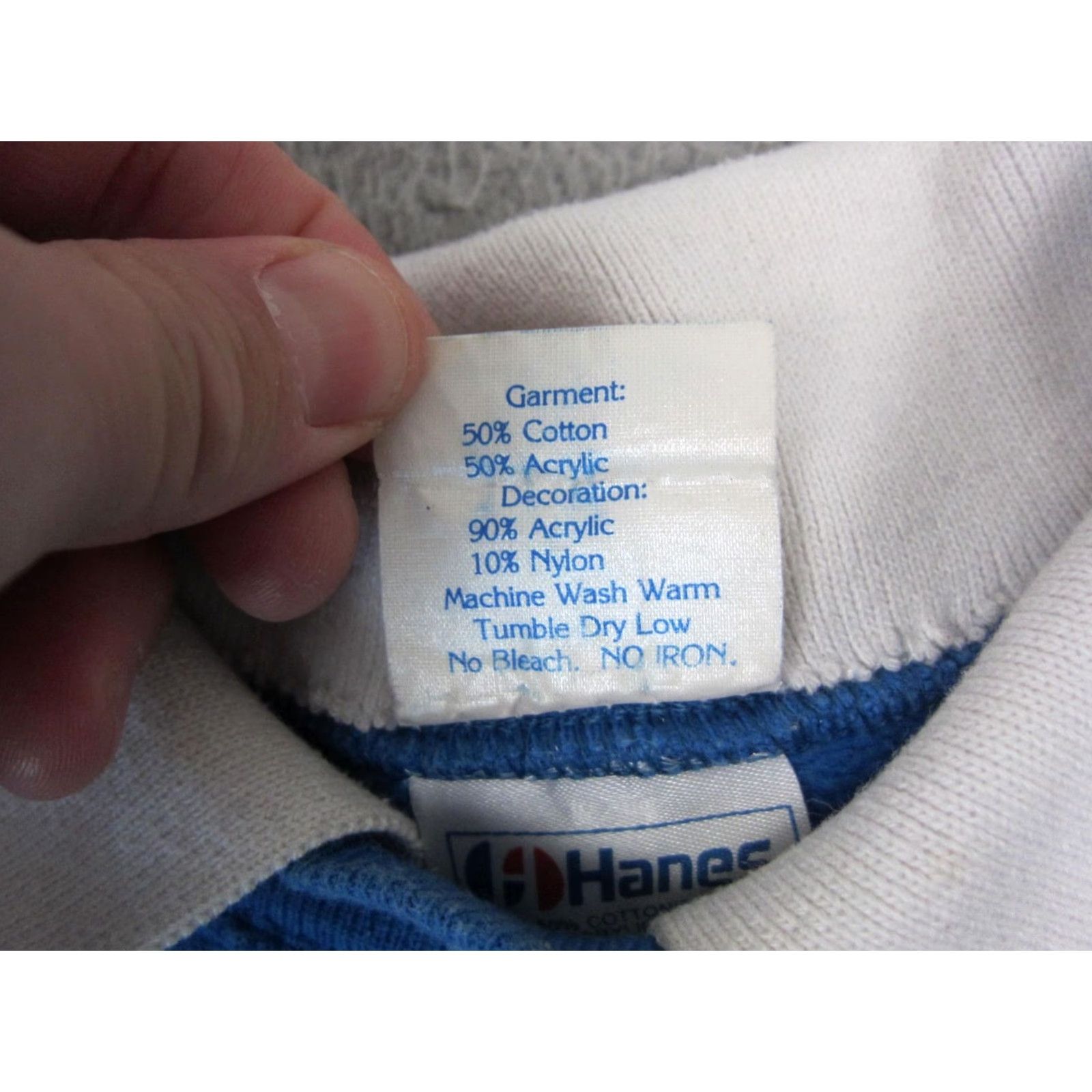 Hanes VINTAGE Hanes Sweater Mens L Blue Collared Knit Pullover 80s 90s City Classic Winter Fall Size US L / EU 52-54 / 3 - 6 Thumbnail