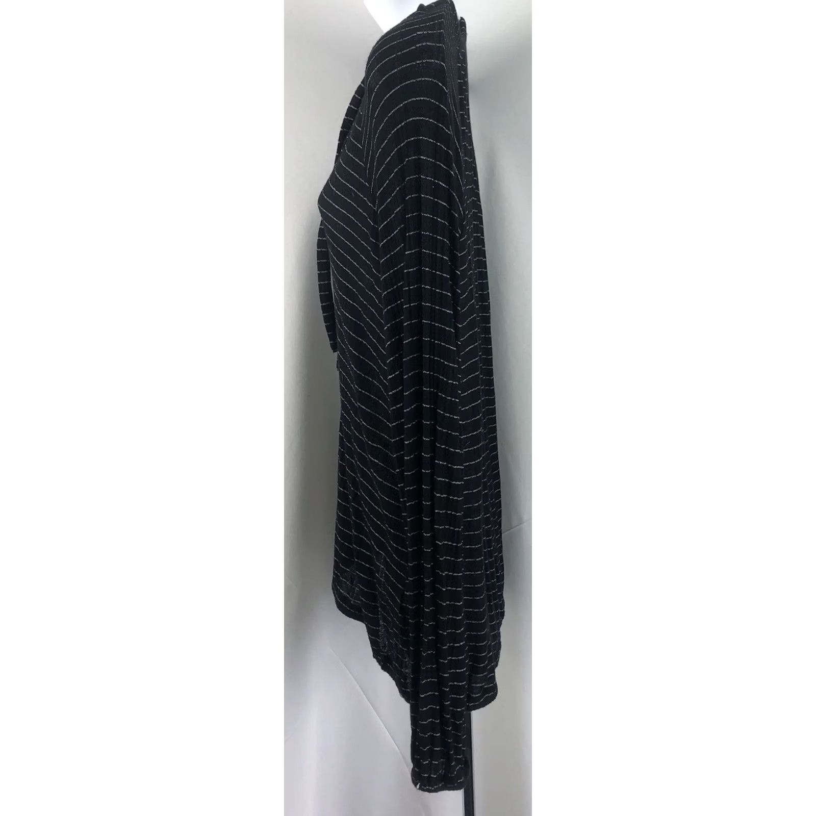Lucky Brand Lucky Brand Top L BlkWht Stripe Tie V-Neck Balloon LongSleeve Elastic Waist 90s Y2K Womens Size L / US 10 / IT 46 - 2 Thumbnail