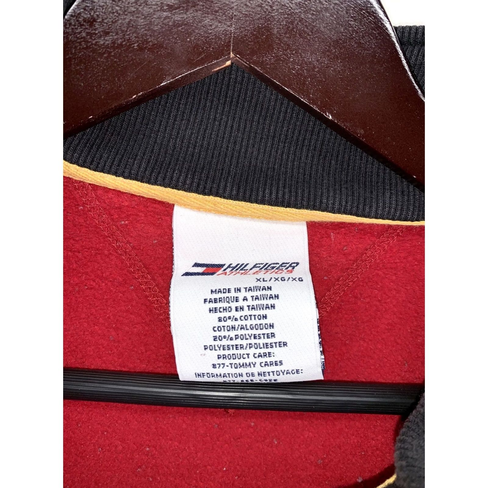 Tommy Hilfiger VINTAGE Tommy Hilfiger Athletics Mens Red 1/4 Zip Sweatshirt Pullover XL-6702 Sweatshirt Hoodie Pullover Long Sleeve Zip Mock Neck 90s Mens Size US XL / EU 56 / 4 - 3 Thumbnail