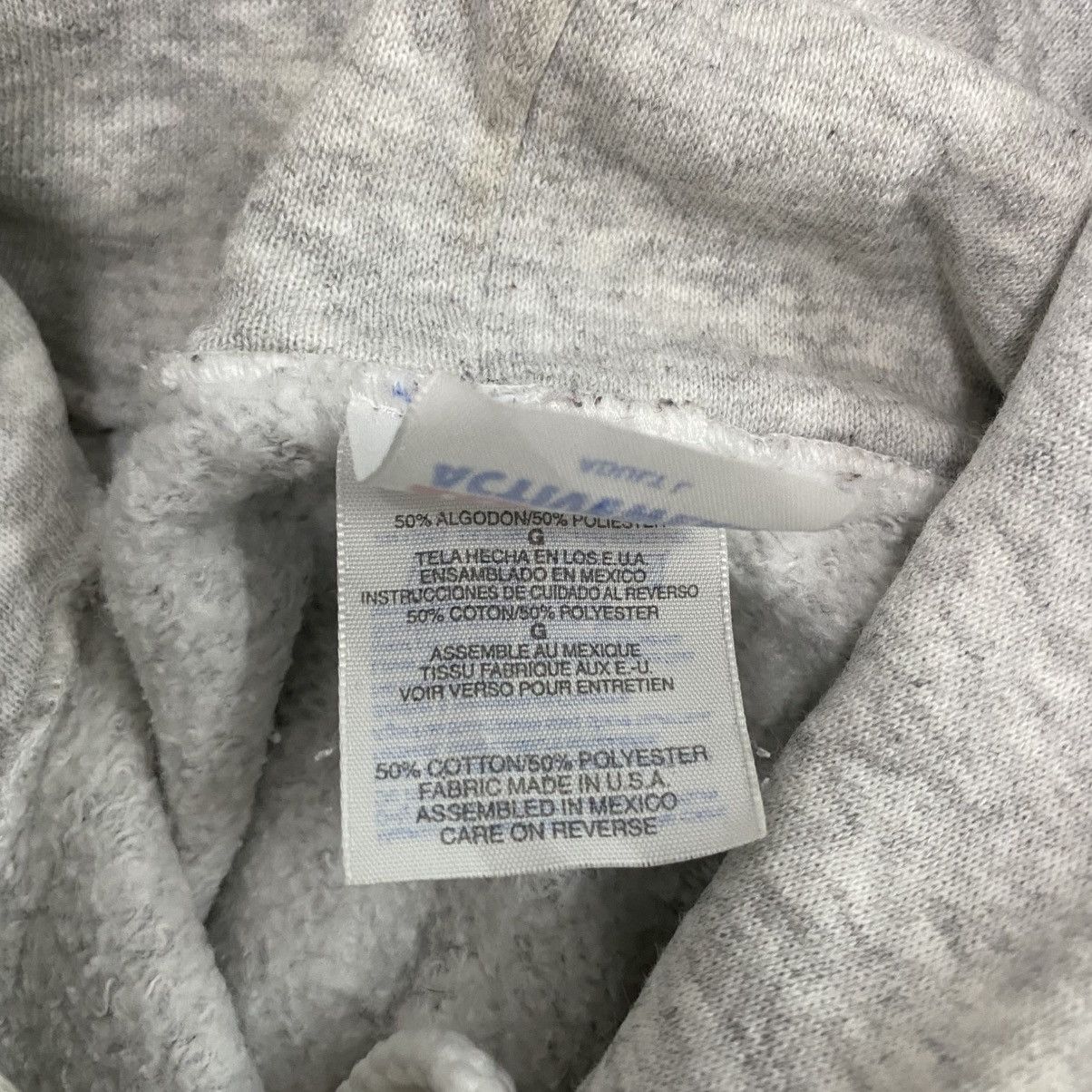 Hanes × Vintage Vintage Hanes Spellout Hoodie since 1901 , Men's Fashion, Size US L / EU 52-54 / 3 - 9 Thumbnail