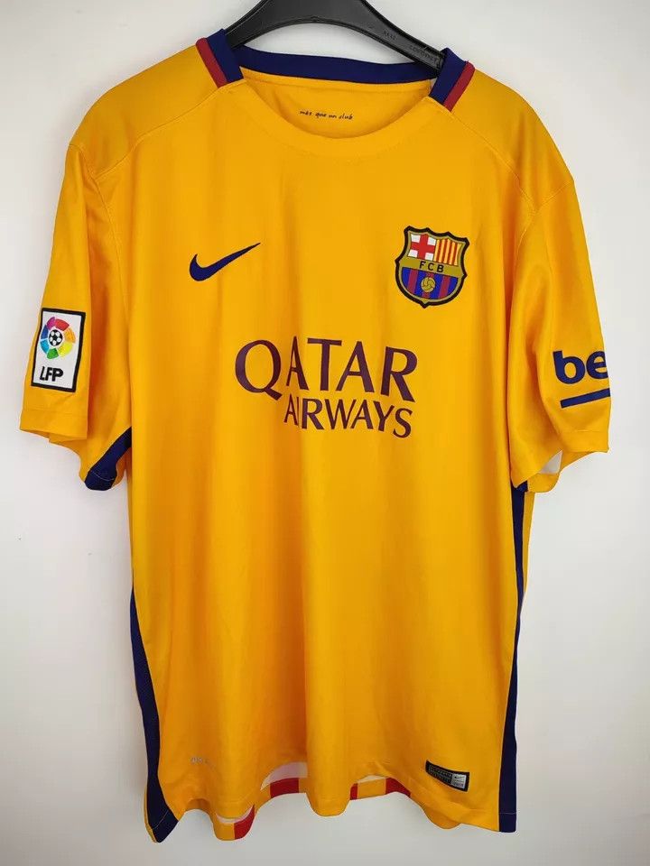Nike FC Barcelona Away 2015 - 2016 FOOTBALL Kit SHIRT SOCCER Size US XL / EU 56 / 4 - 9 Thumbnail