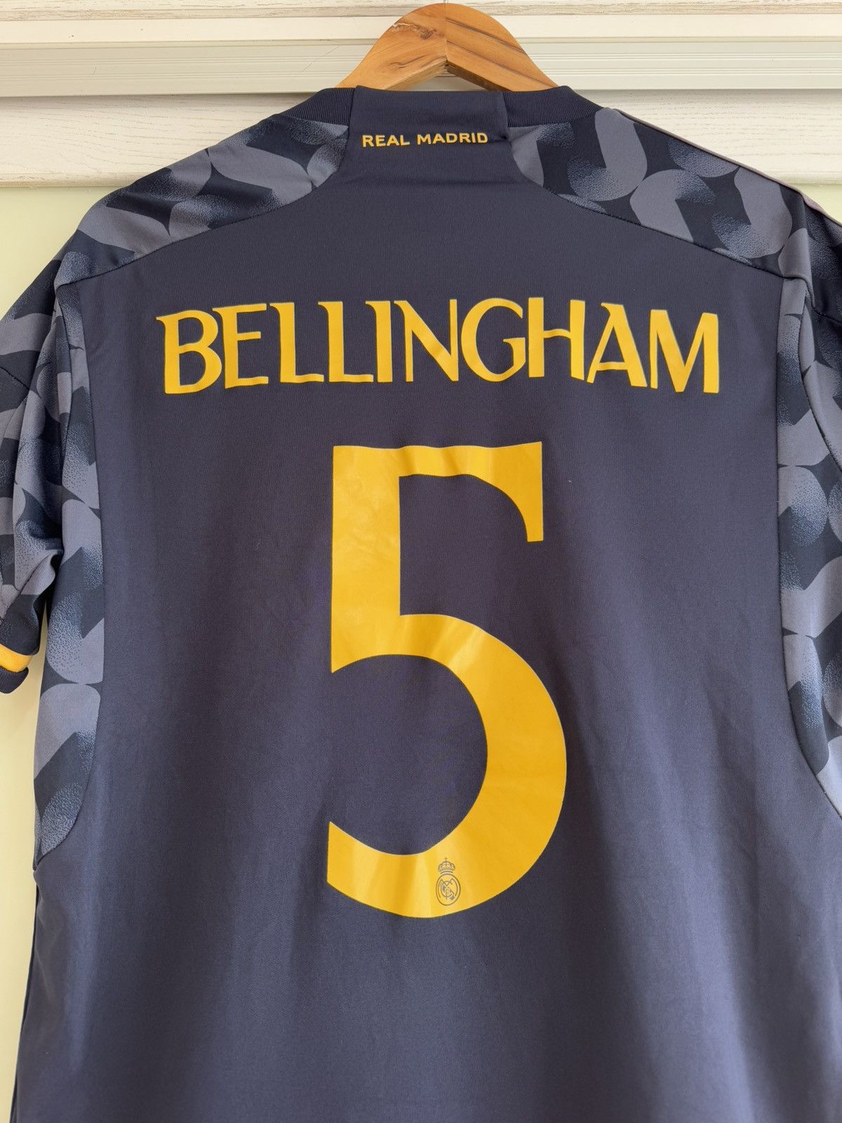 Adidas Bellingham #5 Real Madrid 2023-2024 Away Soccer Jersey Kit Size US M / EU 48-50 / 2 - 8 Thumbnail