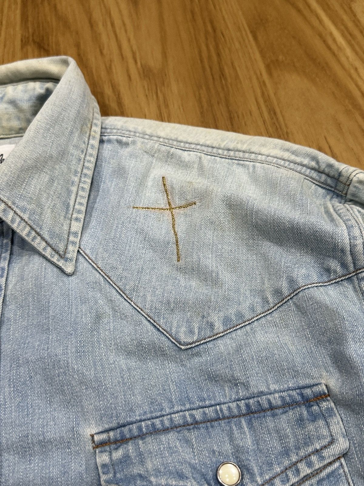 Needles Needles By Nepenthes Cross Sewn Chambray Pearl Button-Up Size US L / EU 52-54 / 3 - 9 Thumbnail
