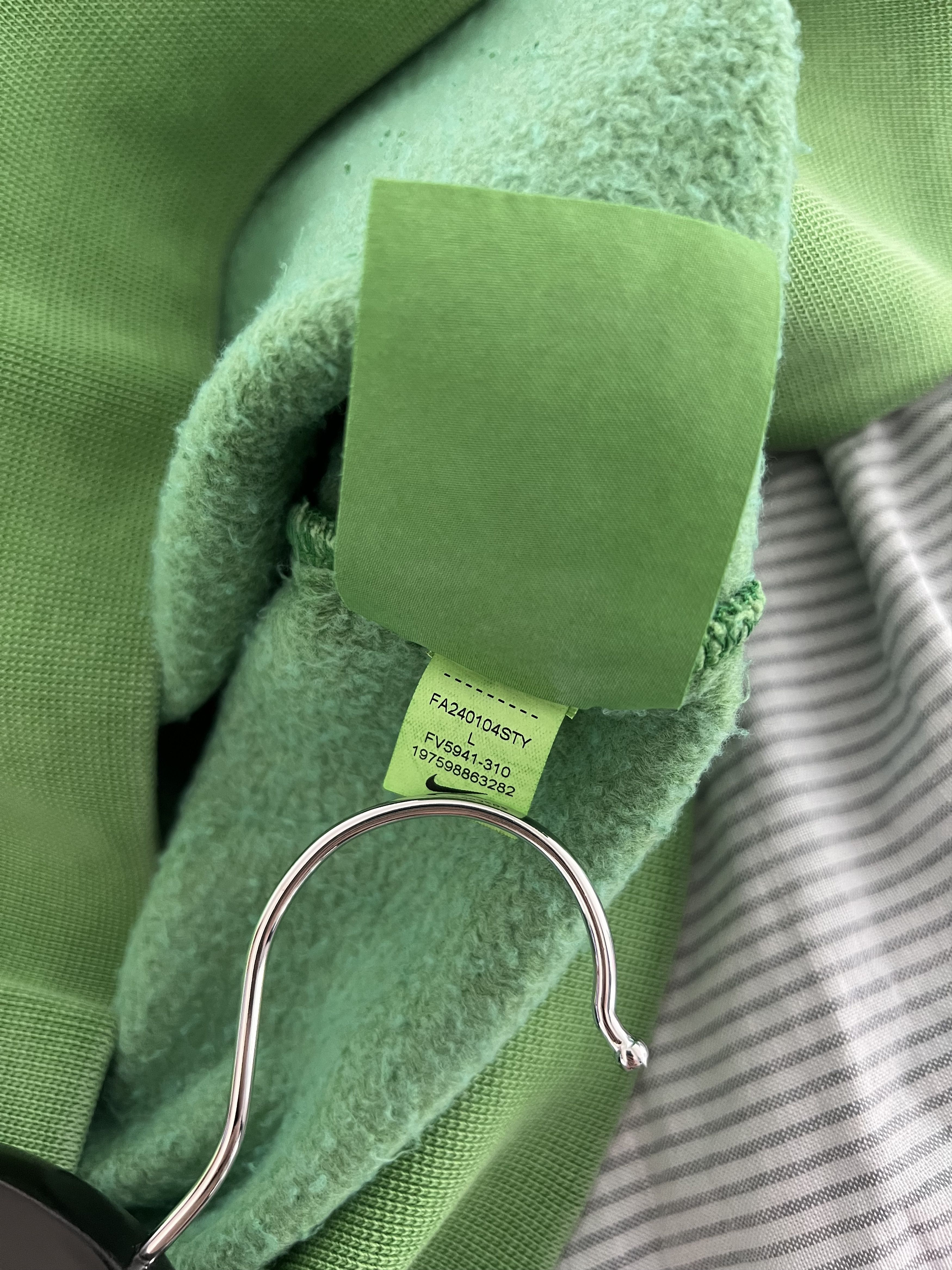 Nigo × Nike Nigo Nike Crewneck Sweatshirt in Green Size US L / EU 52-54 / 3 - 8 Thumbnail