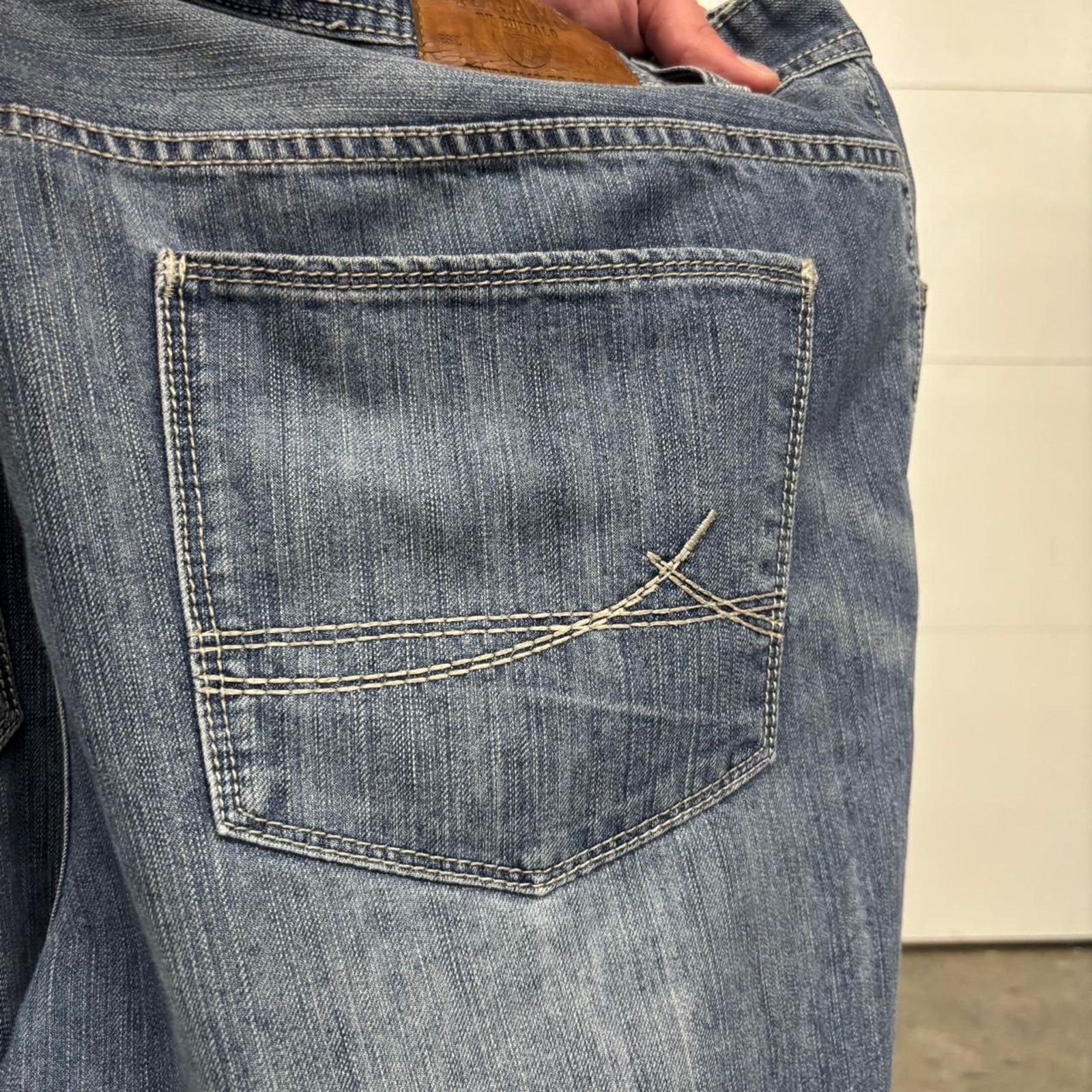Vintage 2000s Baggy Embroidered Grunge Faded Jeans Size US 44 / EU 60 - 4 Thumbnail