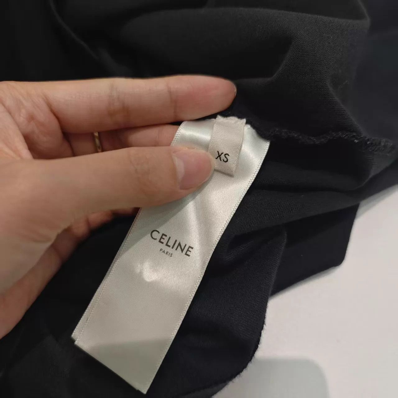 Celine Celine Logo Short Sleeve Tee XS Size XS / US 0-2 / IT 36-38 - 4 Thumbnail