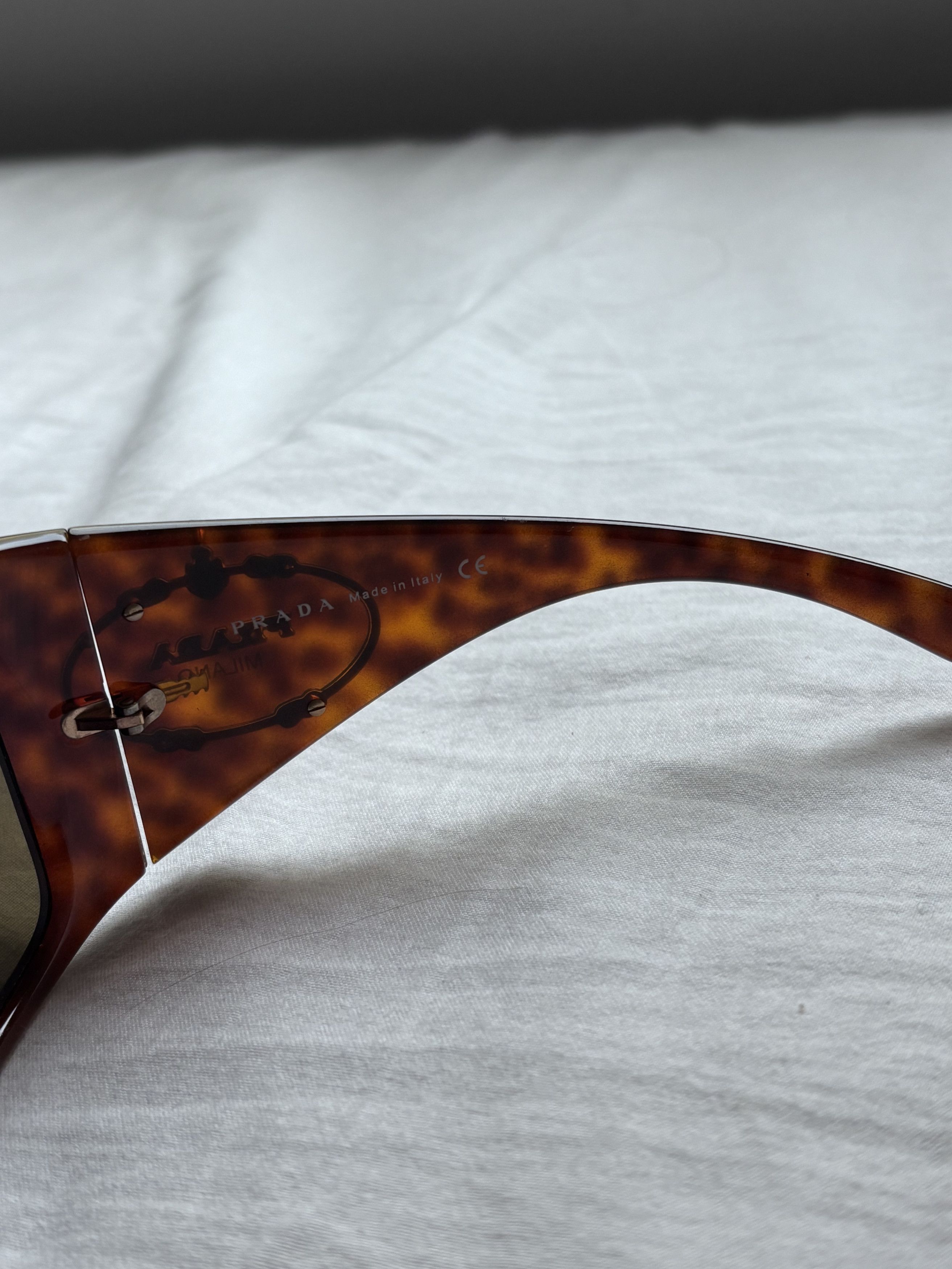 Prada PRADA Sunglasses Rectangle Wrap Shield Metal Symbole RI920 Size ONE SIZE - 4 Thumbnail