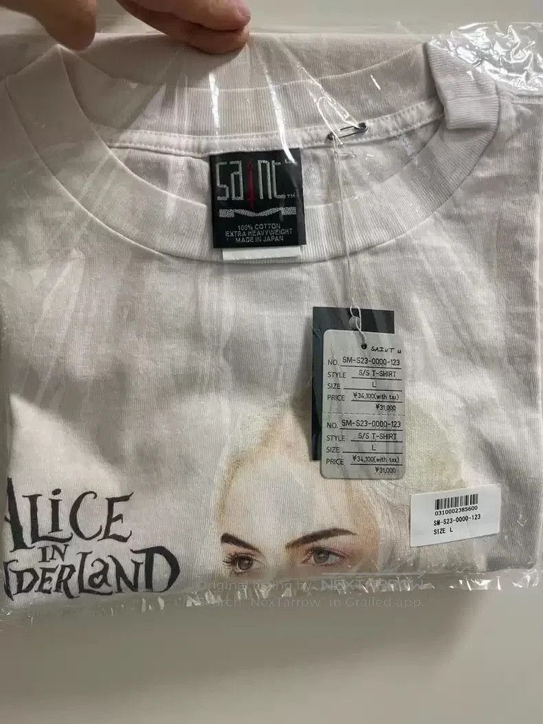 Saint Michael Saint Michael Disney Alice in Wonderland TEE. Size US L / EU 52-54 / 3 - 7 Thumbnail