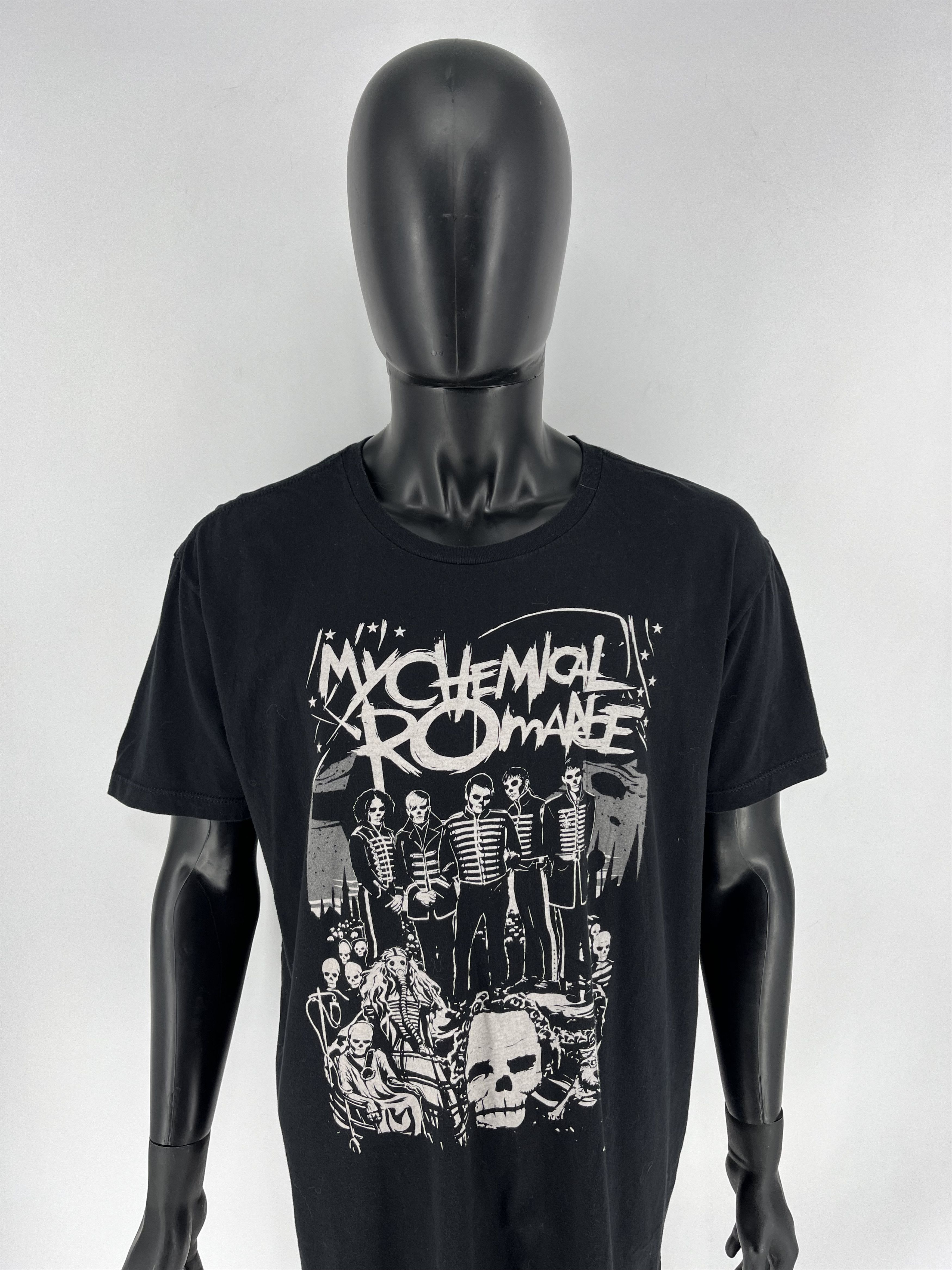 Band Tees × Vintage My Chemical Romance Vintage Y2K Rock Band Tee Size US XL / EU 56 / 4 - 6 Thumbnail